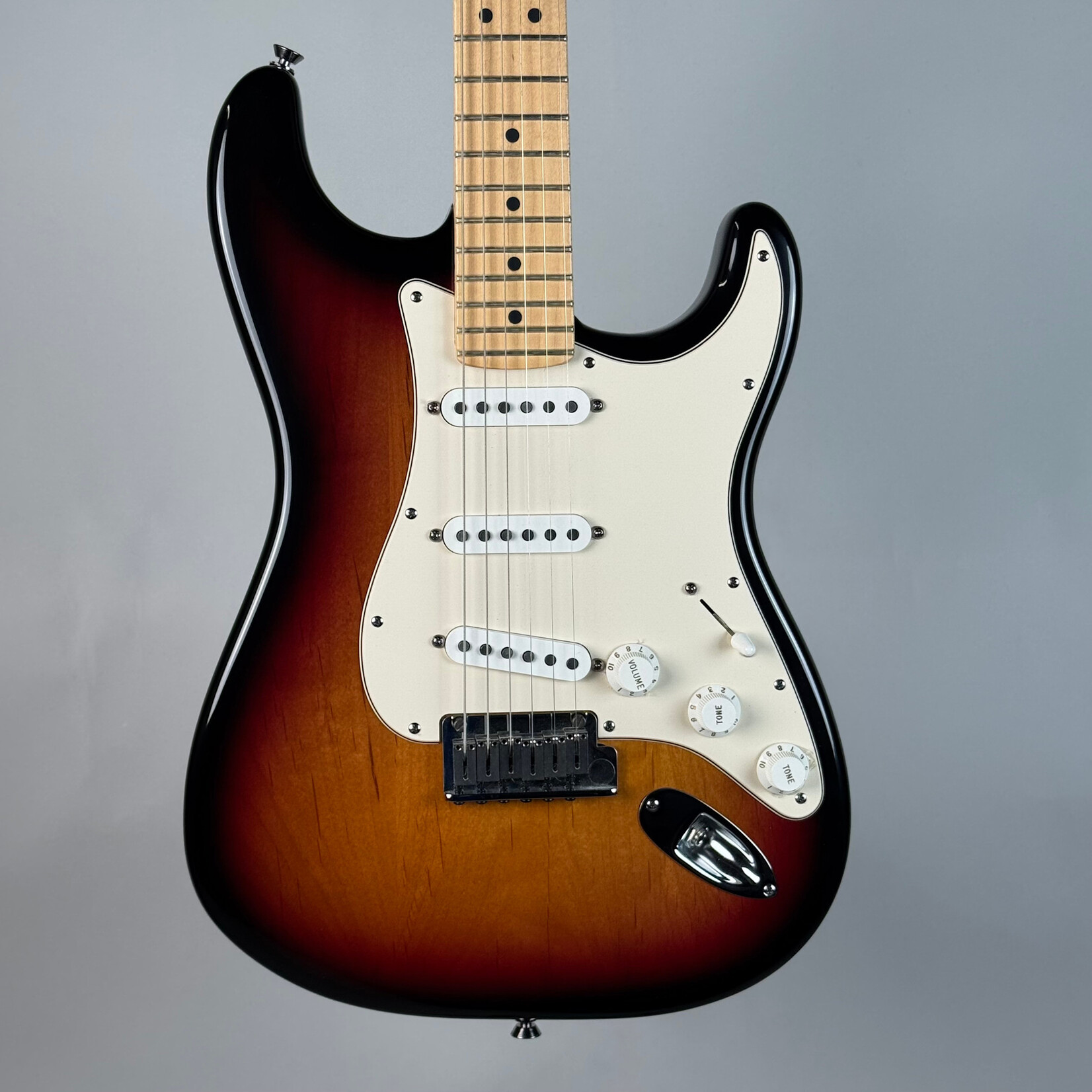 Fender 2003 Fender American Standard Stratocaster Sunburst