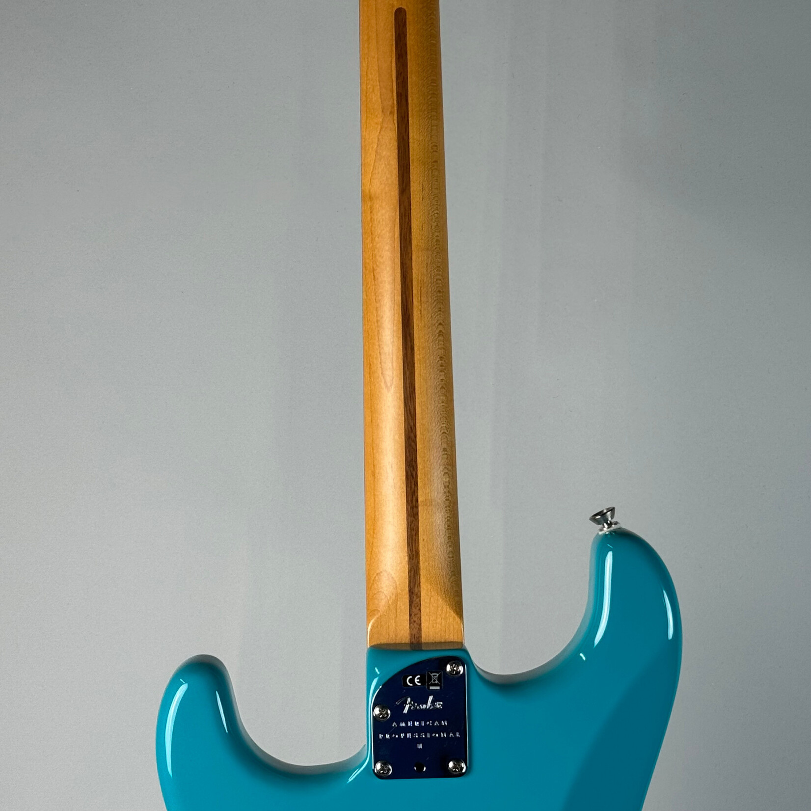 Fender 2020 Fender American Pro ii Stratocaster Miami Blue