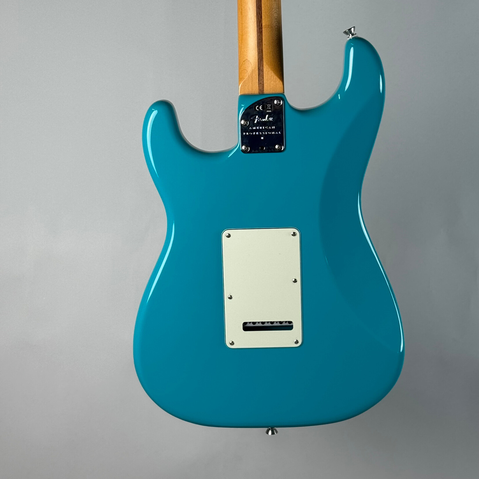 Fender 2020 Fender American Pro ii Stratocaster Miami Blue
