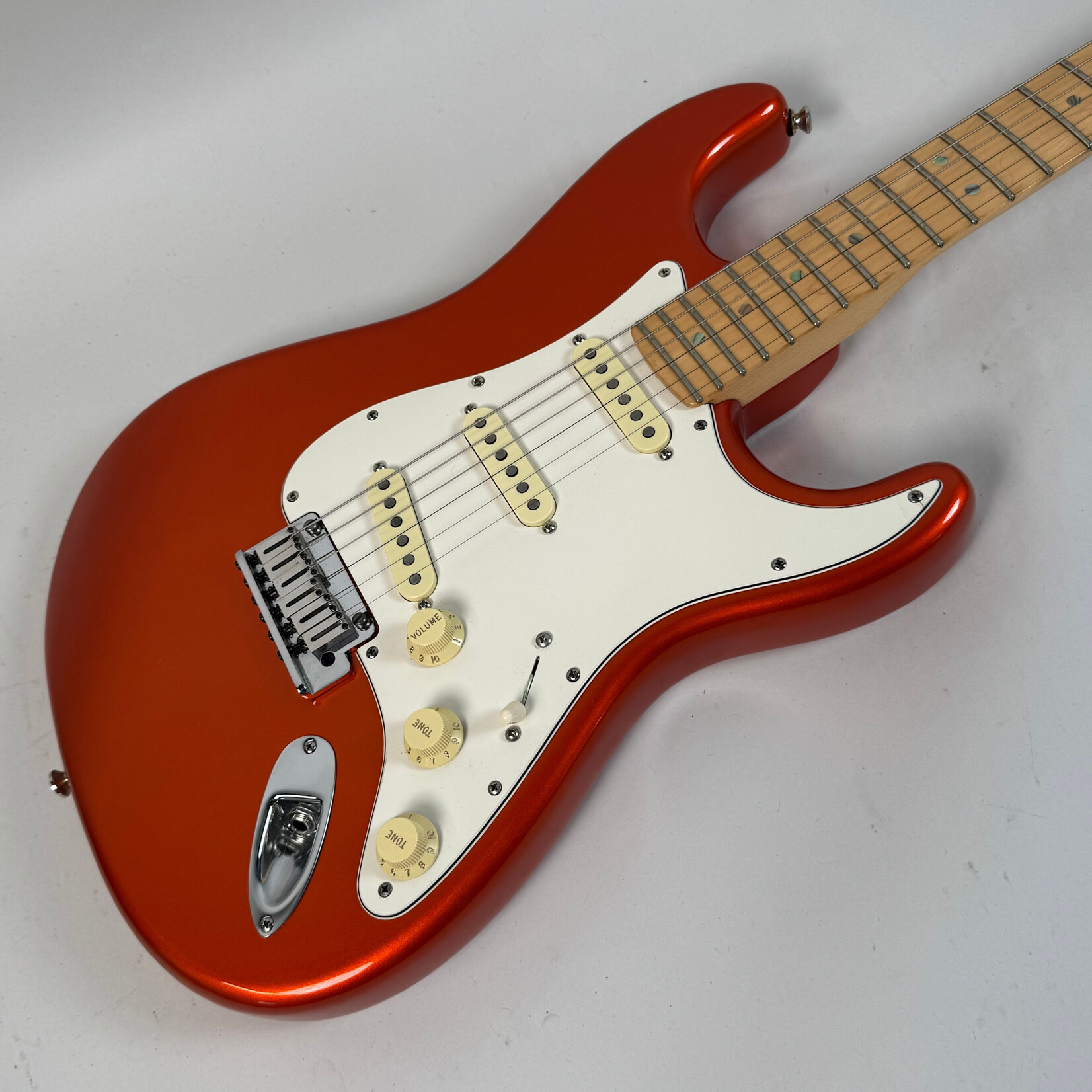 Fender 2005 Fender Stratocaster Deluxe Tangerine