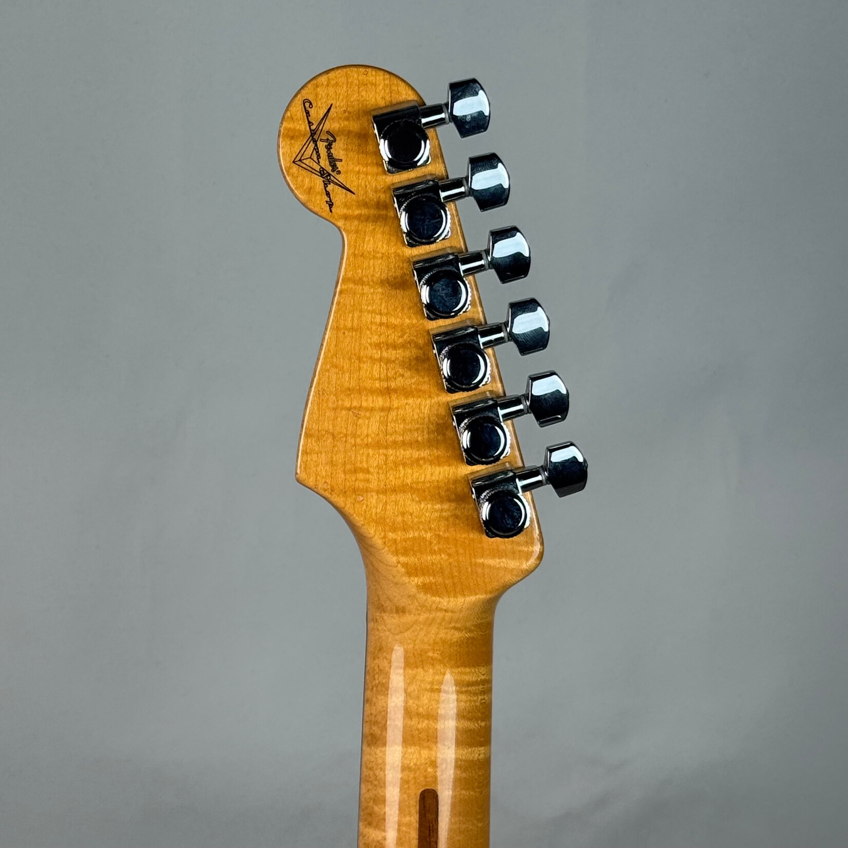 Fender 2010 Fender Custom DLX Stratocaster EVH Swirl Refin