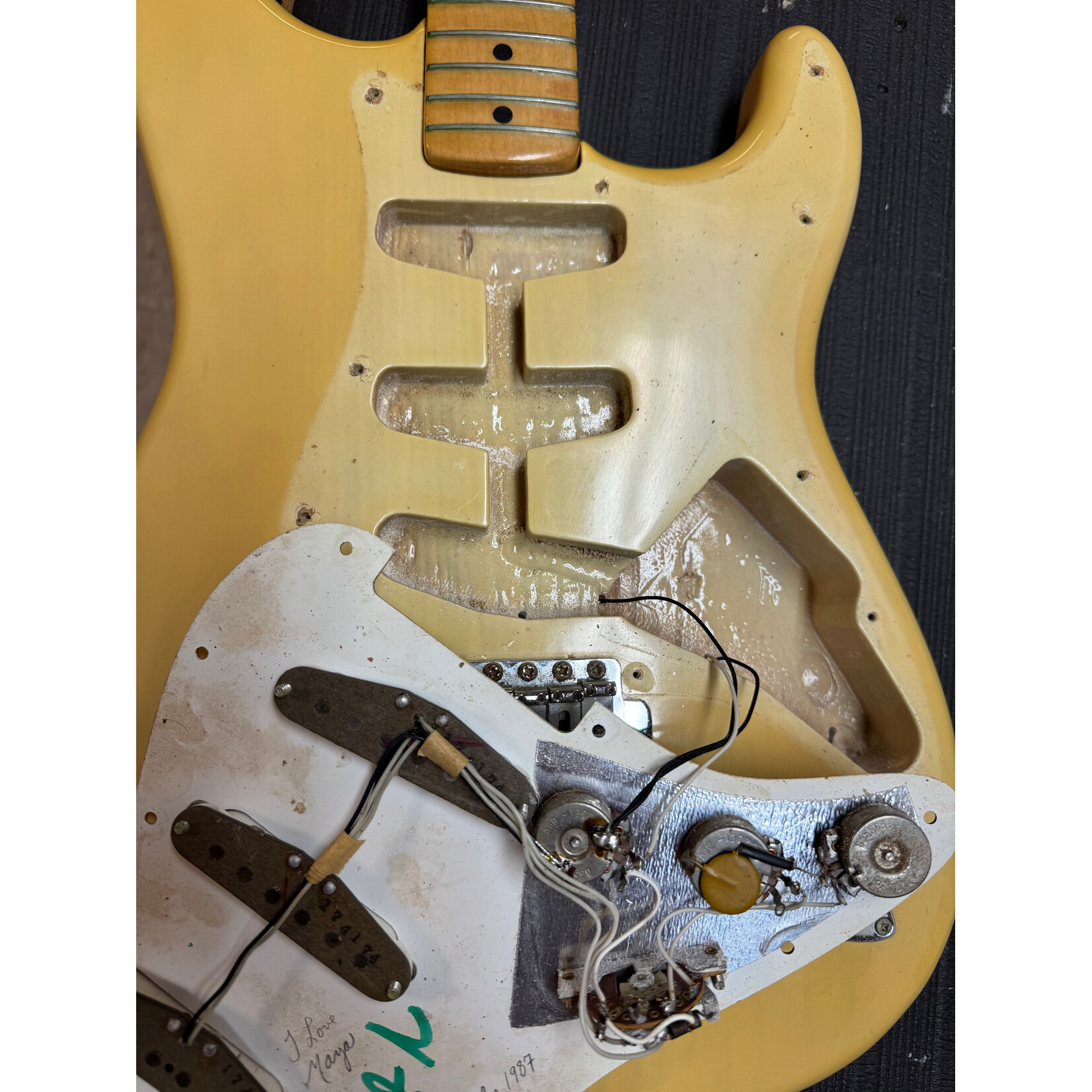 Fender 1974 Fender Stratocaster Blonde Near-Mint