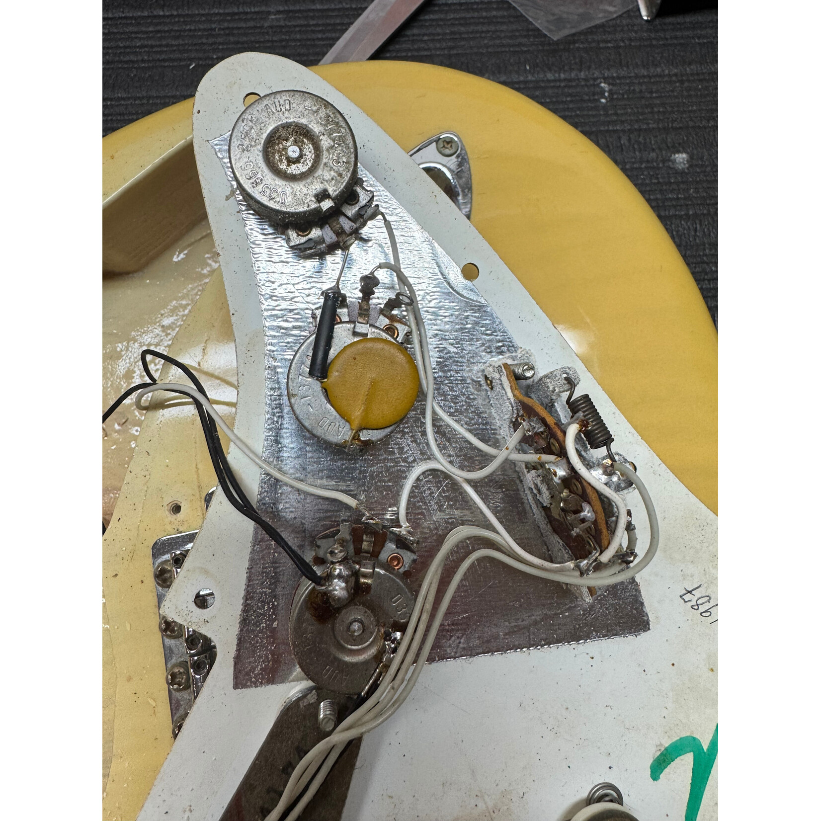 Fender 1974 Fender Stratocaster Blonde Near-Mint