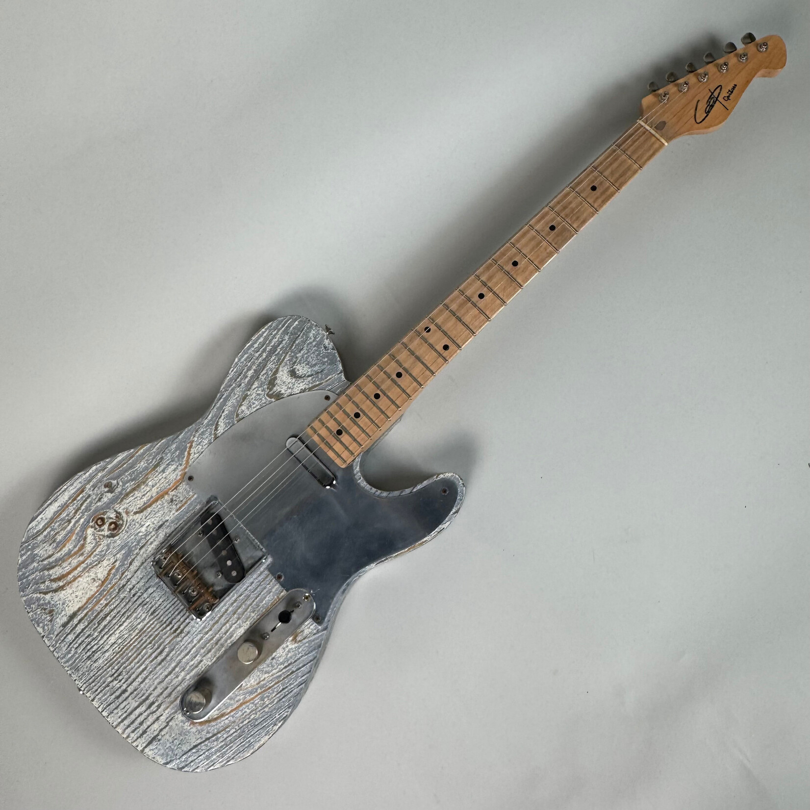 Coop Rescue-T Rustic Pine /w Gig Bag