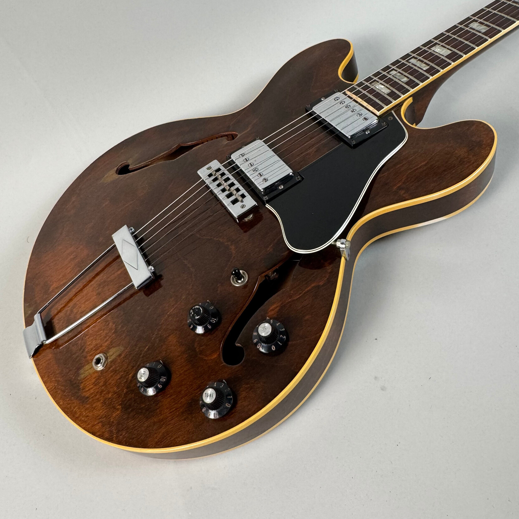 Gibson 1969 Gibson ES-340 Walnut (Changed bridge)