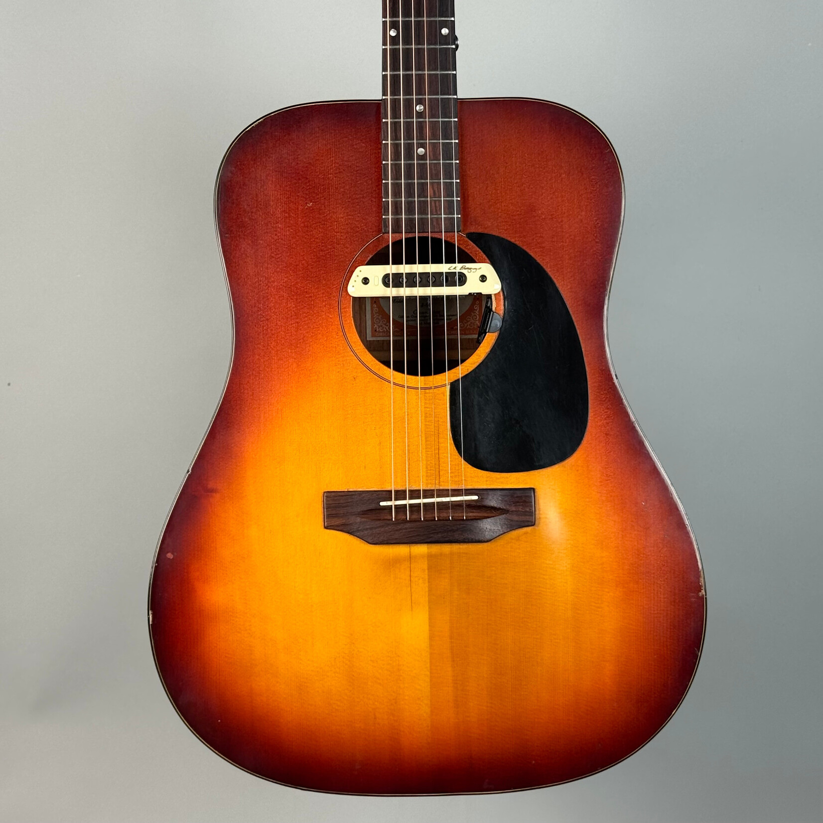 Gibson Early 70's Gibson J-40 Sunburst W/ L.R. Baggs M-80