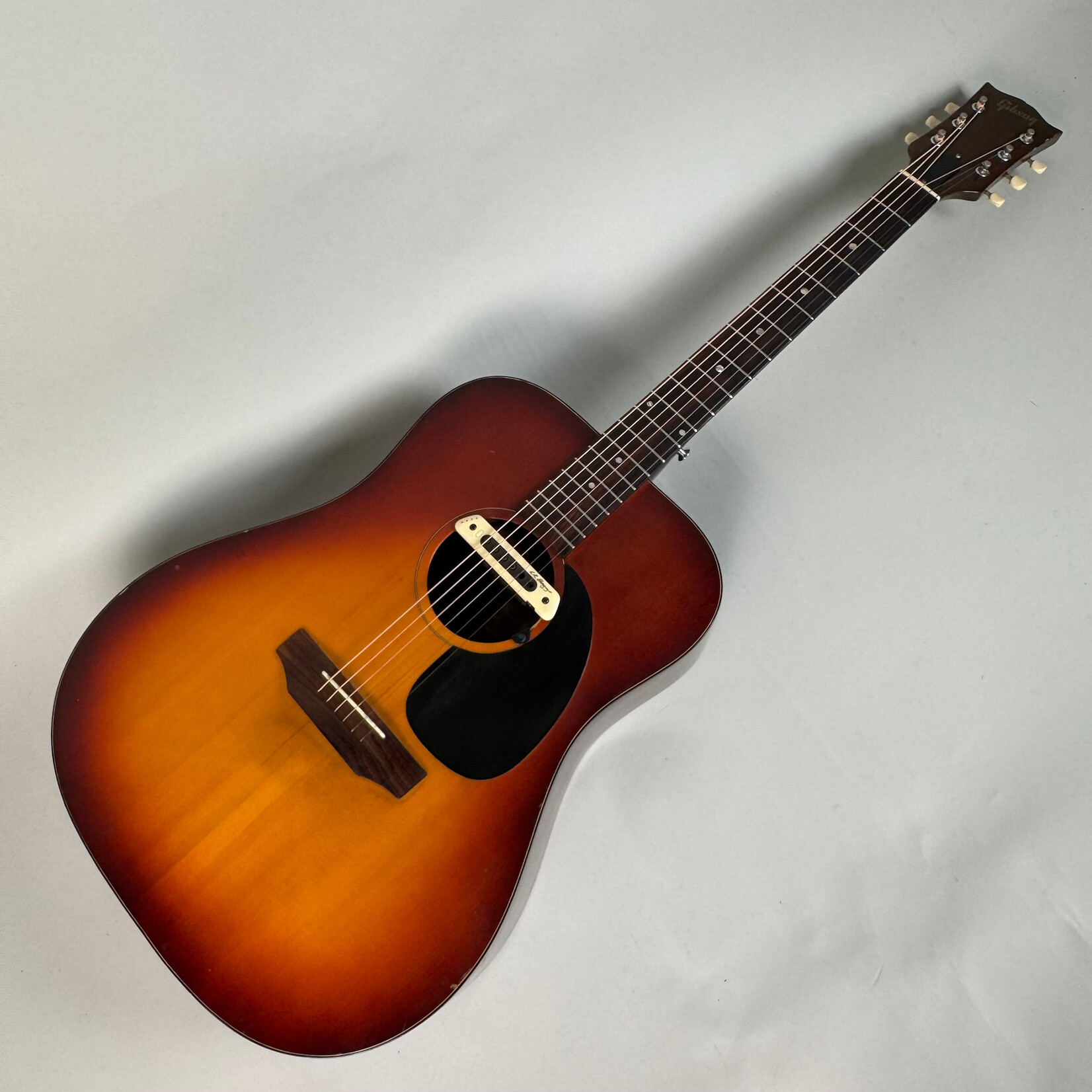 Gibson Early 70's Gibson J-40 Sunburst W/ L.R. Baggs M-80