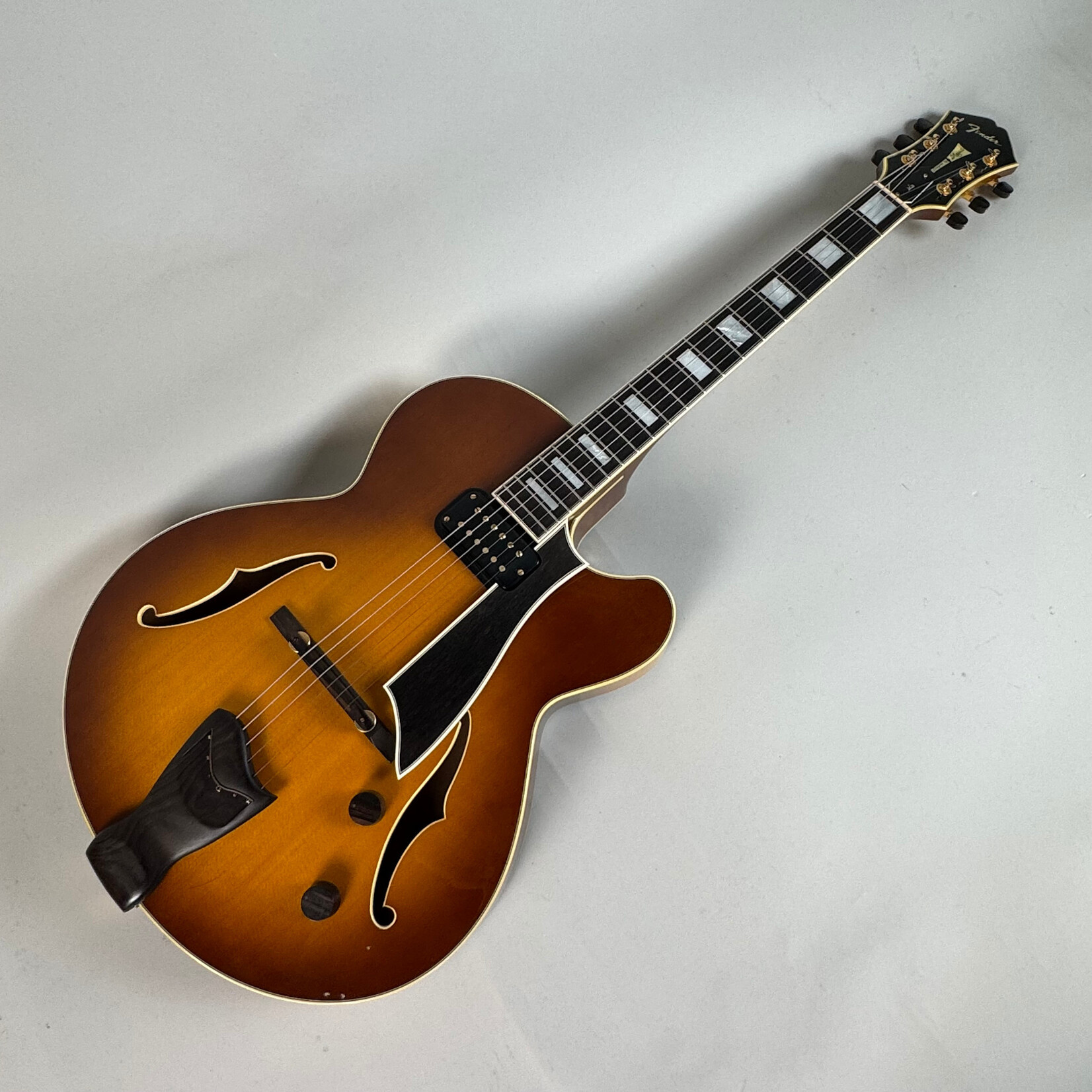 Fender 1985 Fender D'Aquisto Elite MIJ