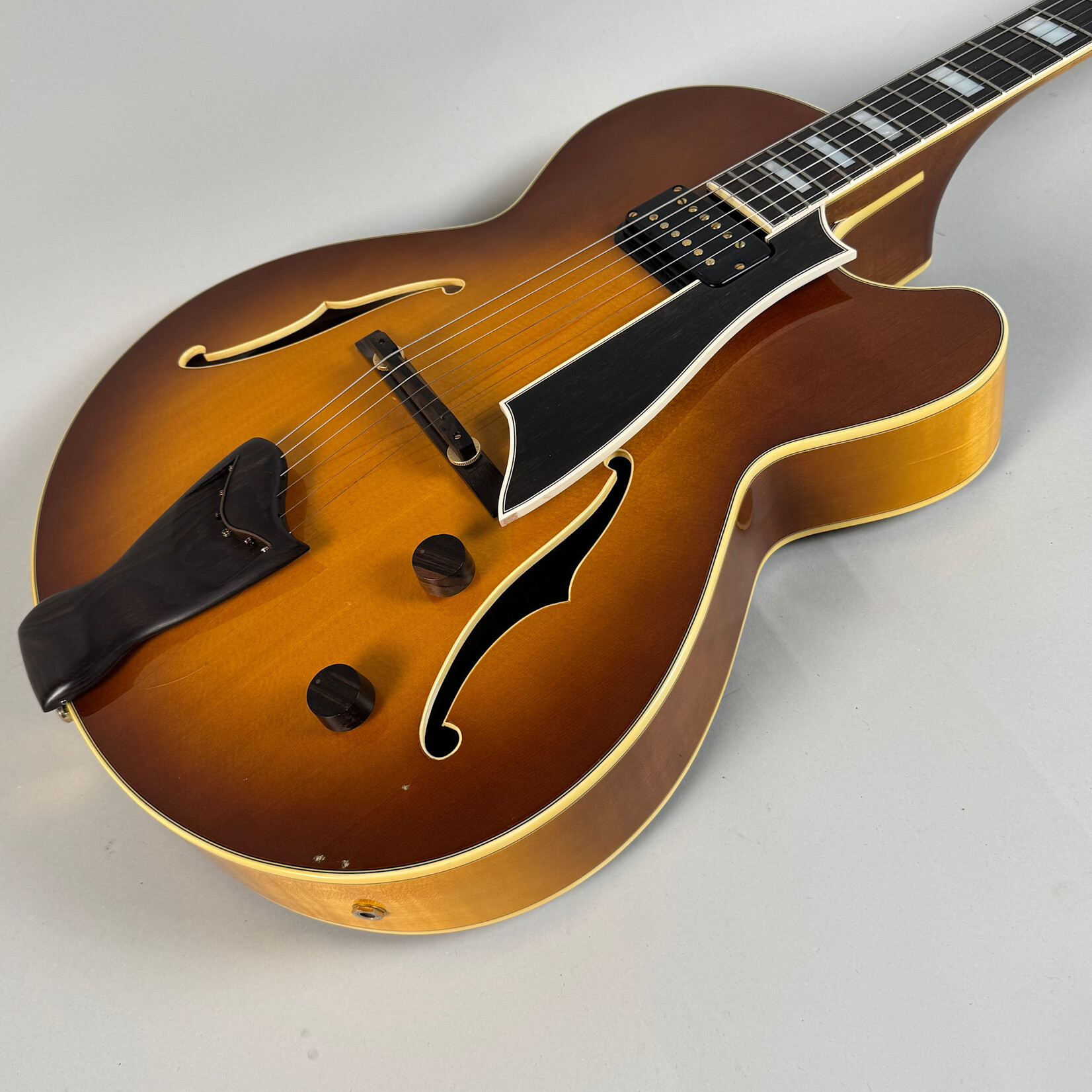 Fender 1985 Fender D'Aquisto Elite MIJ