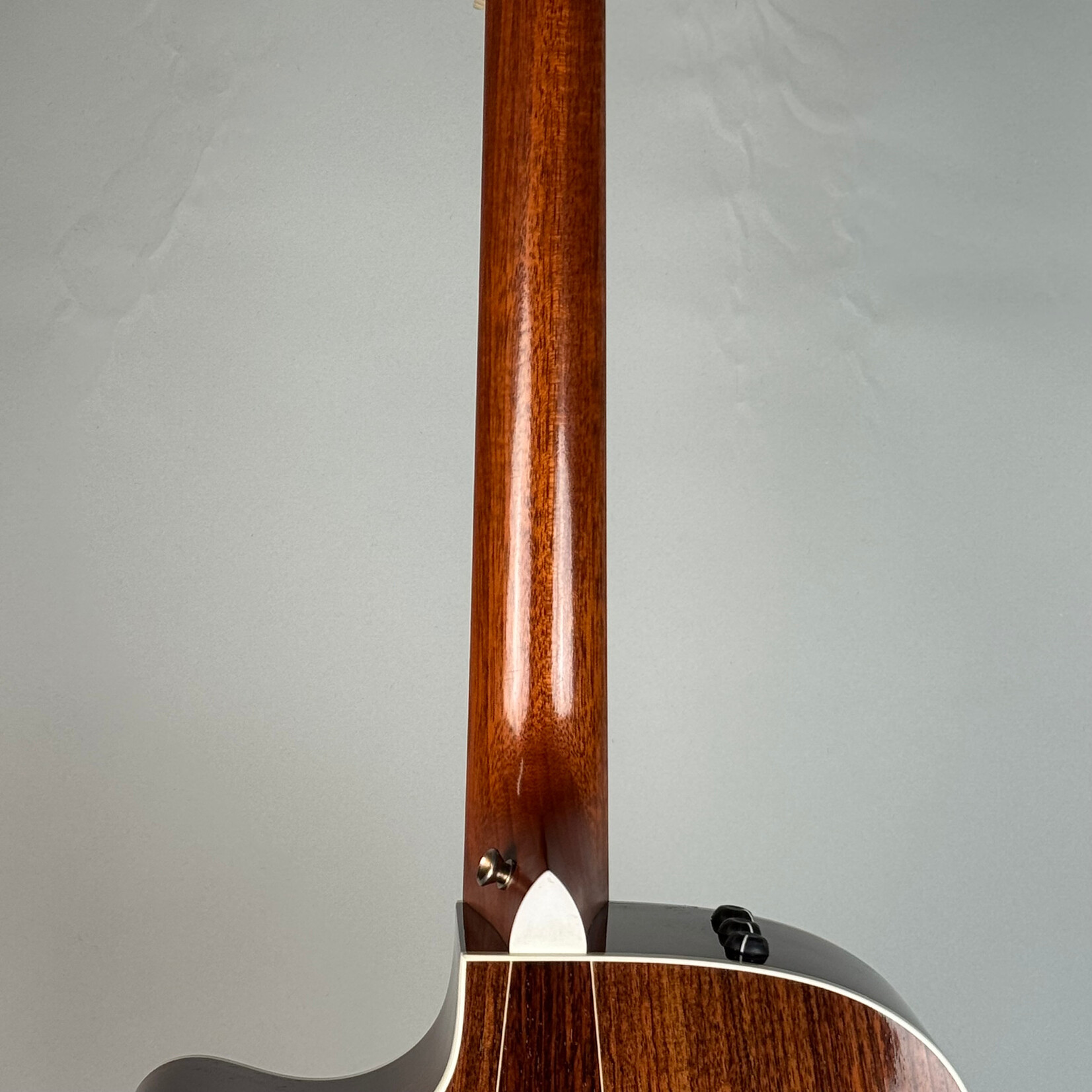 Taylor 2003 Taylor 810-CE