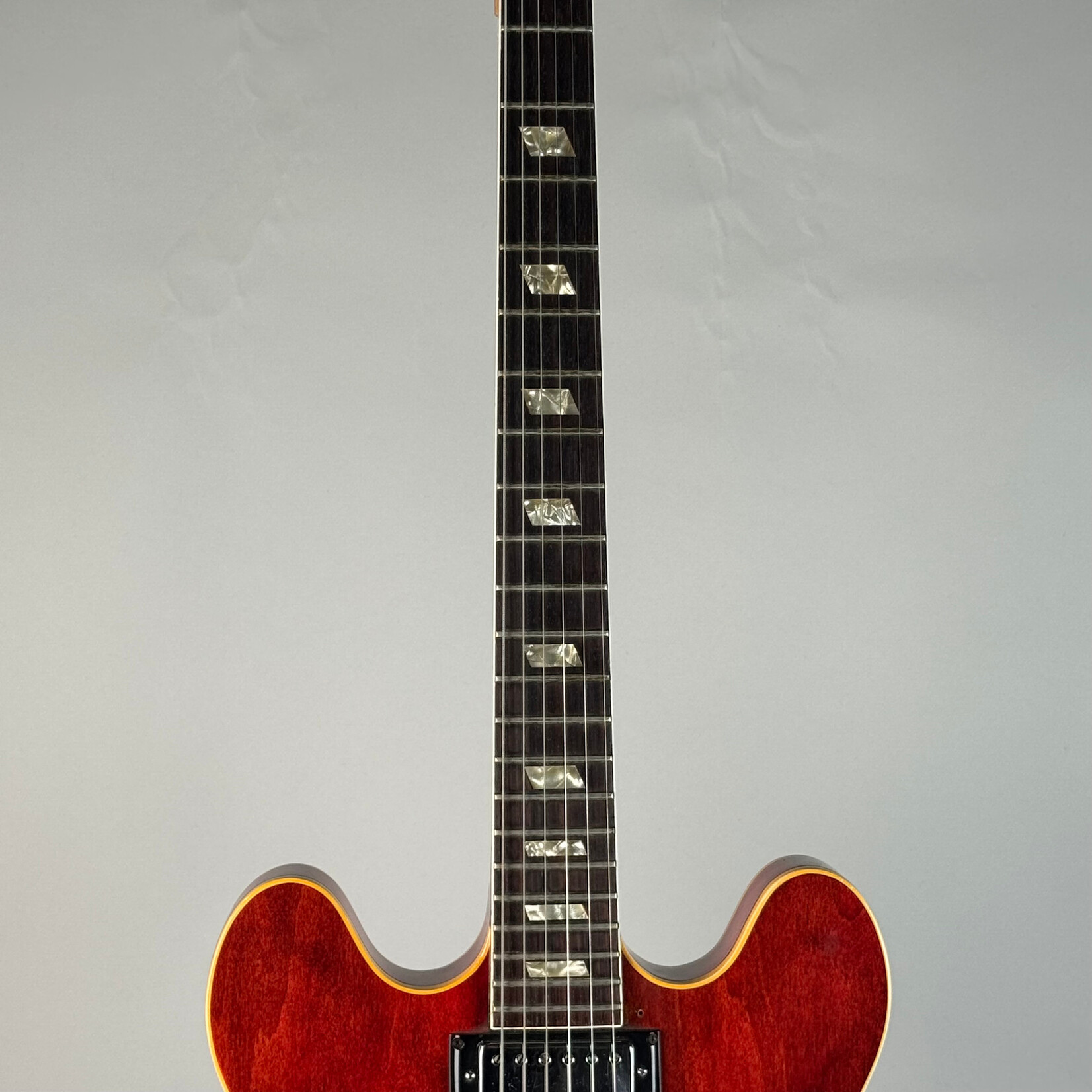 Epiphone 1968 Epiphone Riviera Cherry (Changed Tuners)