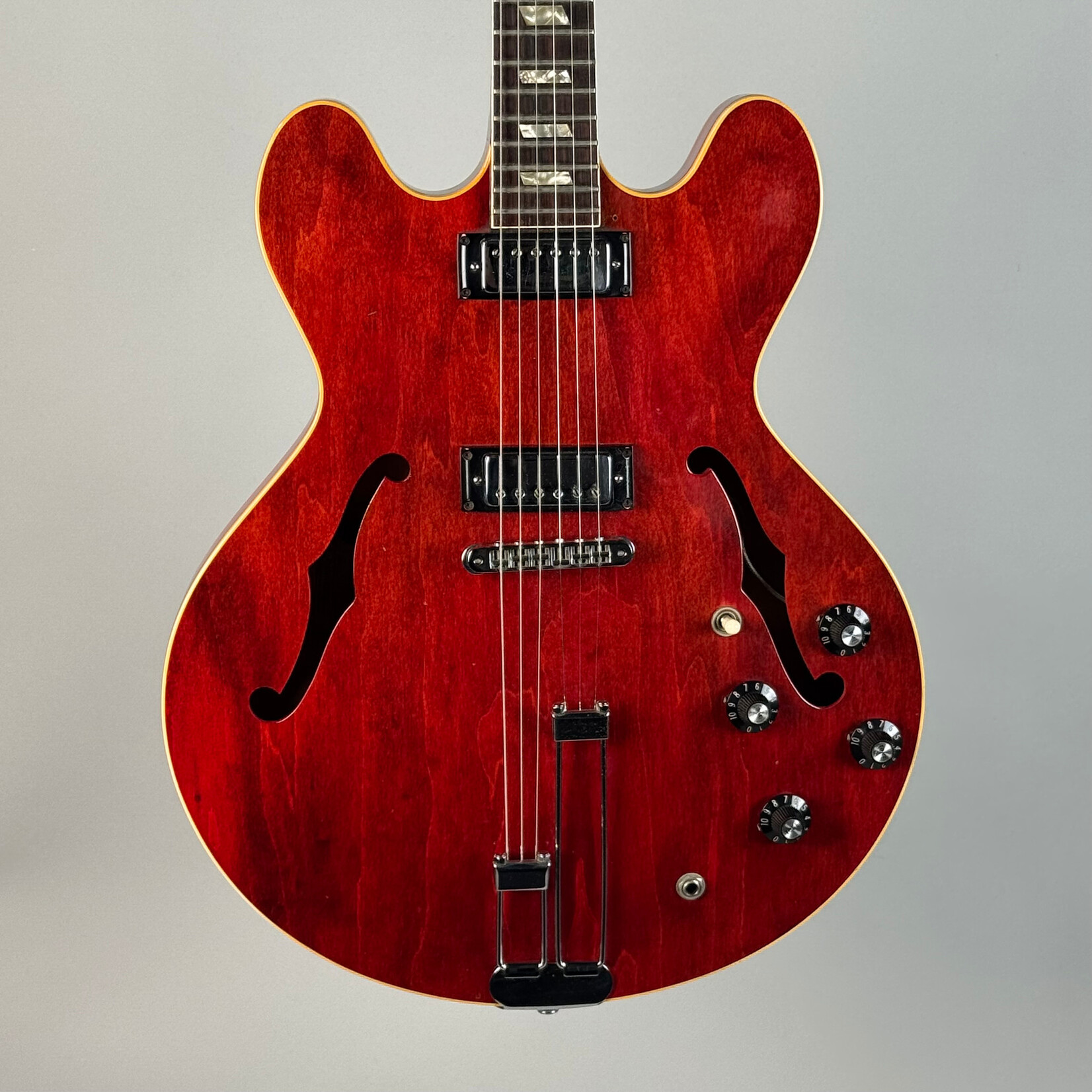 Epiphone 1968 Epiphone Riviera Cherry (Changed Tuners)