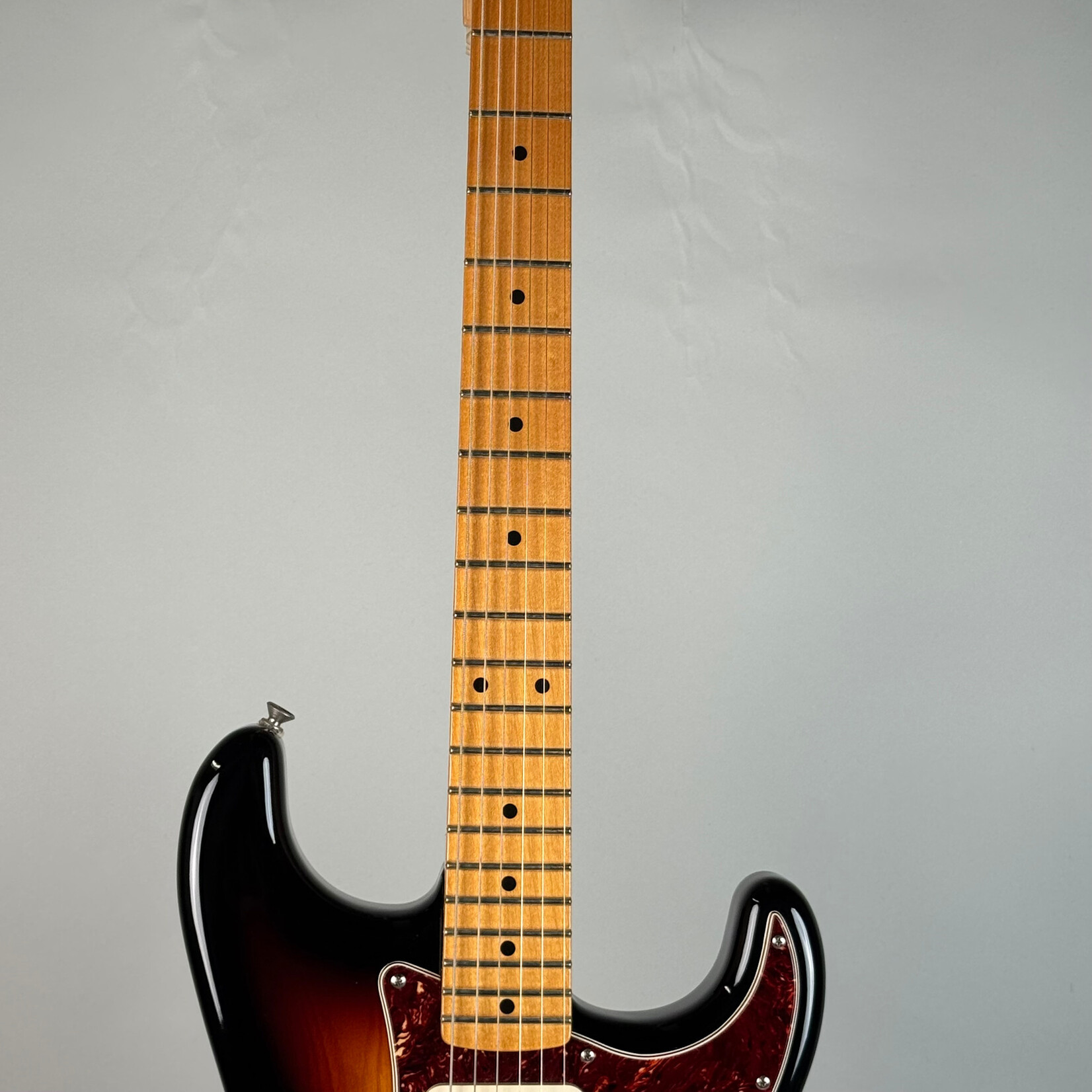 Fender 2011 Fender FSR Active Stratocaster HSS Sunburst