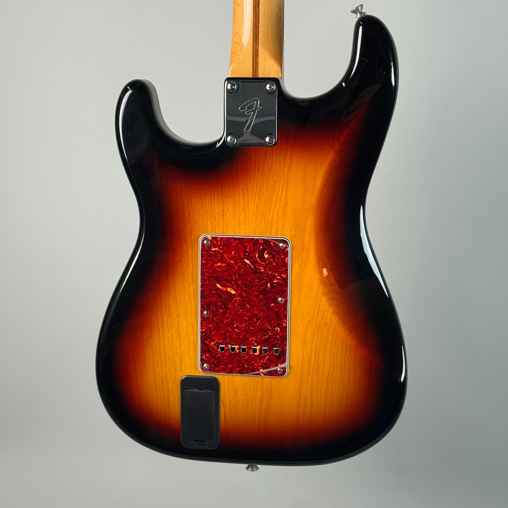 Fender 2011 Fender FSR Active Stratocaster HSS Sunburst