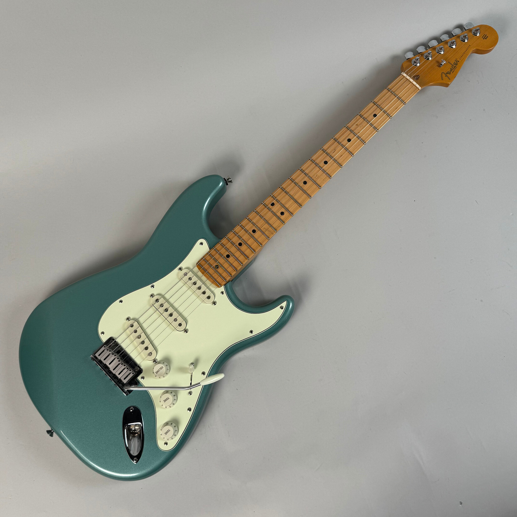 Fender 2001 Fender American Standard Stratocaster Teal Green Metallic