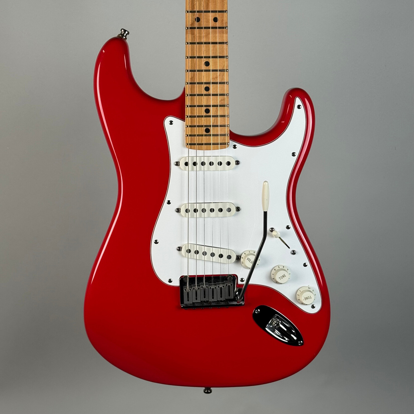 Fender 1997 Fender American Standard Stratocaster Torino Red