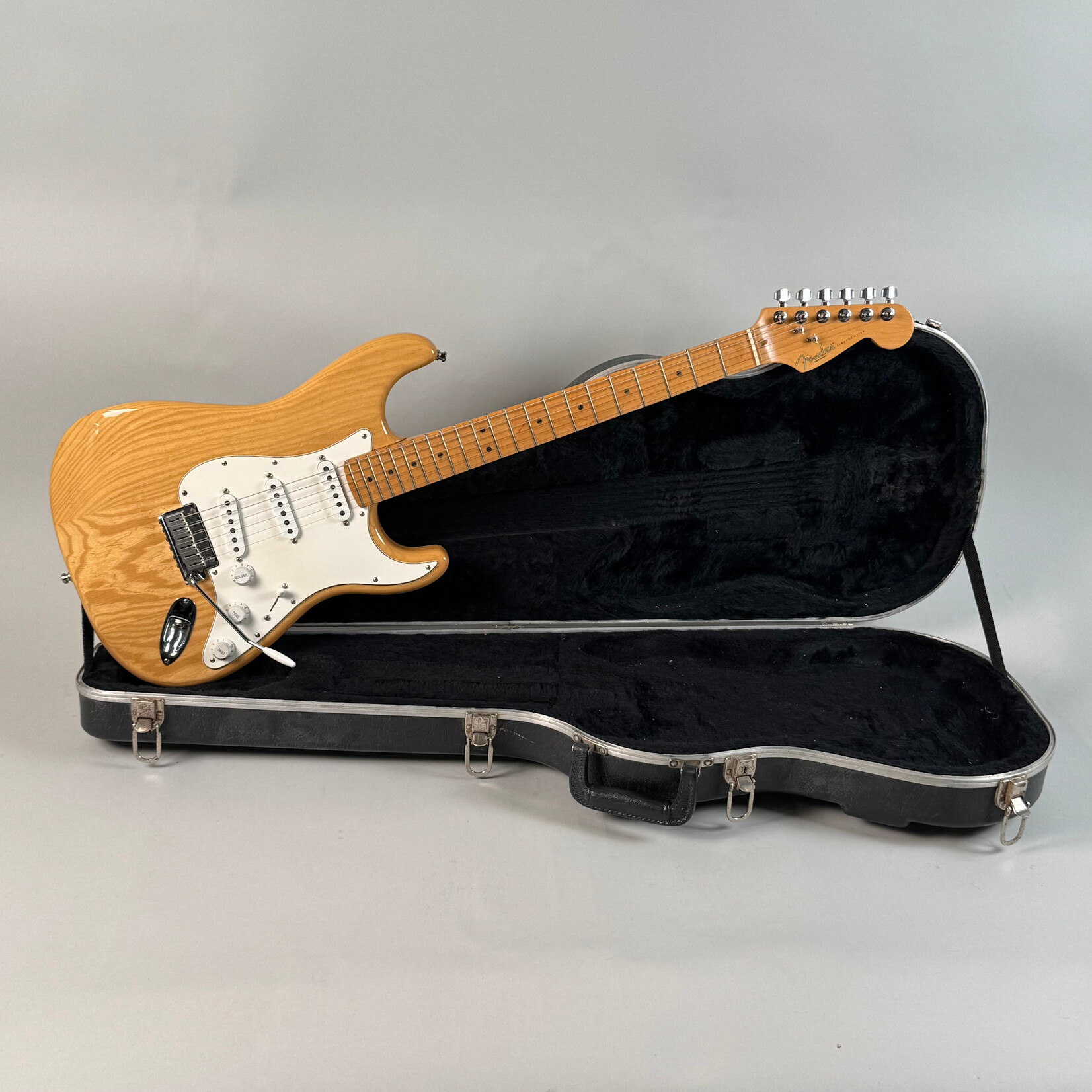 Fender 1997 Fender American Standard Stratocaster Natural