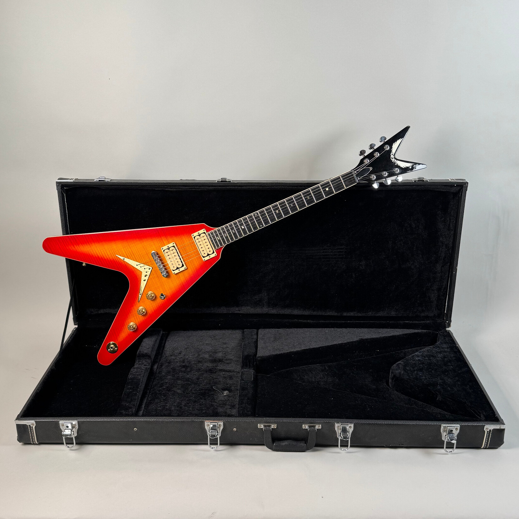 Dean Dean 35th Anniversary Flying V Sunburst (#27 of 150)