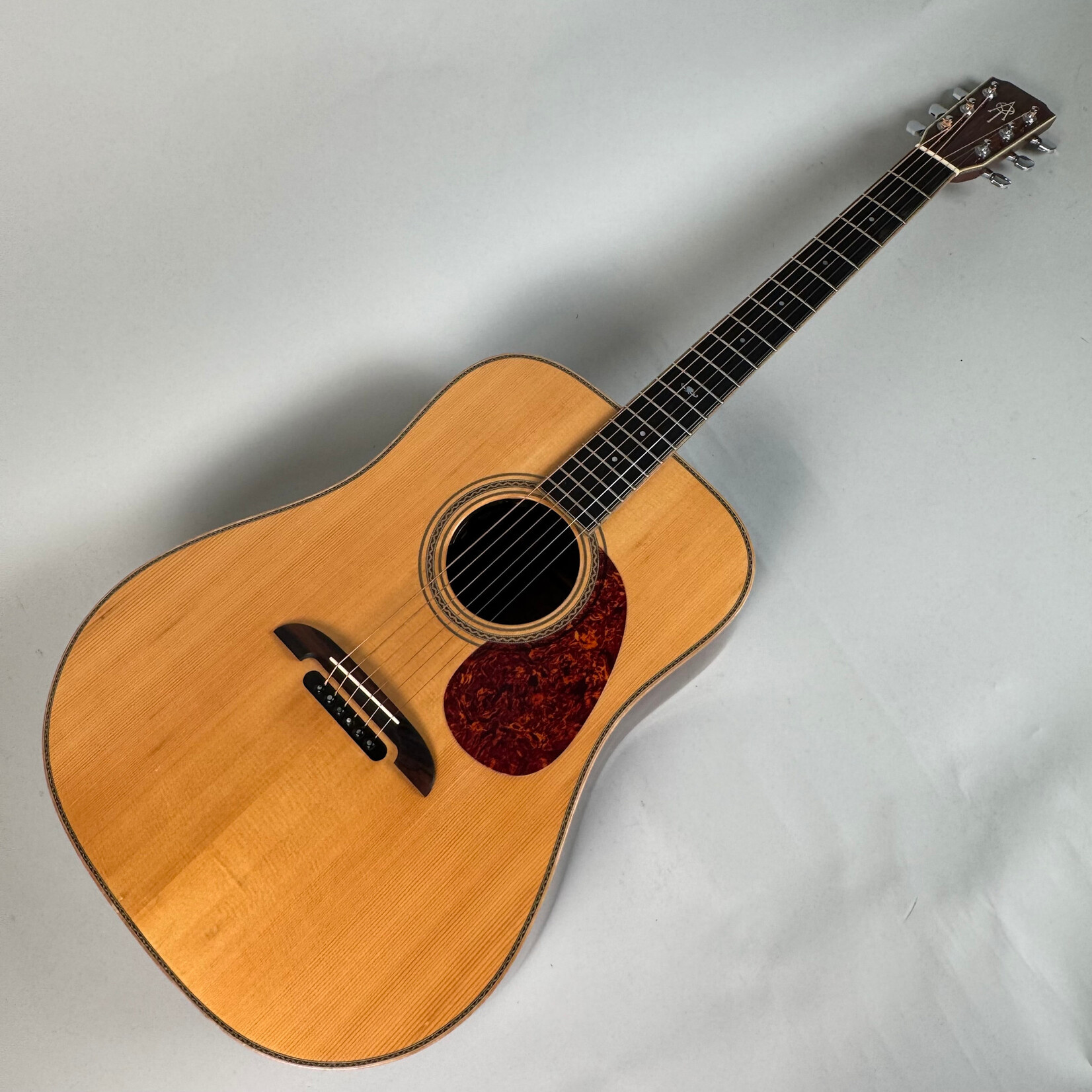 Alvarez 1991 Alvarez Yairi DY75 DCB W/ Case