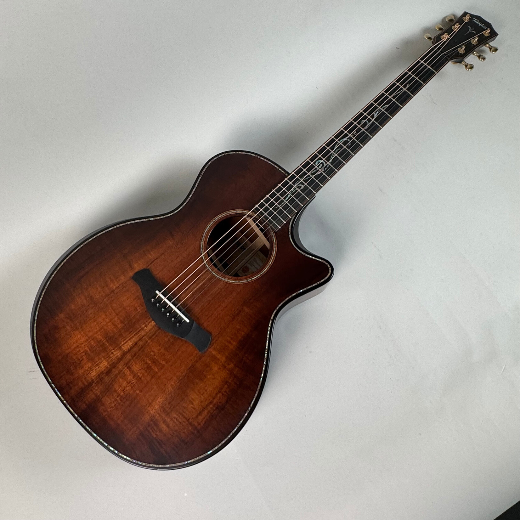 Taylor Taylor Builder's Edition K24ce w/OHSC