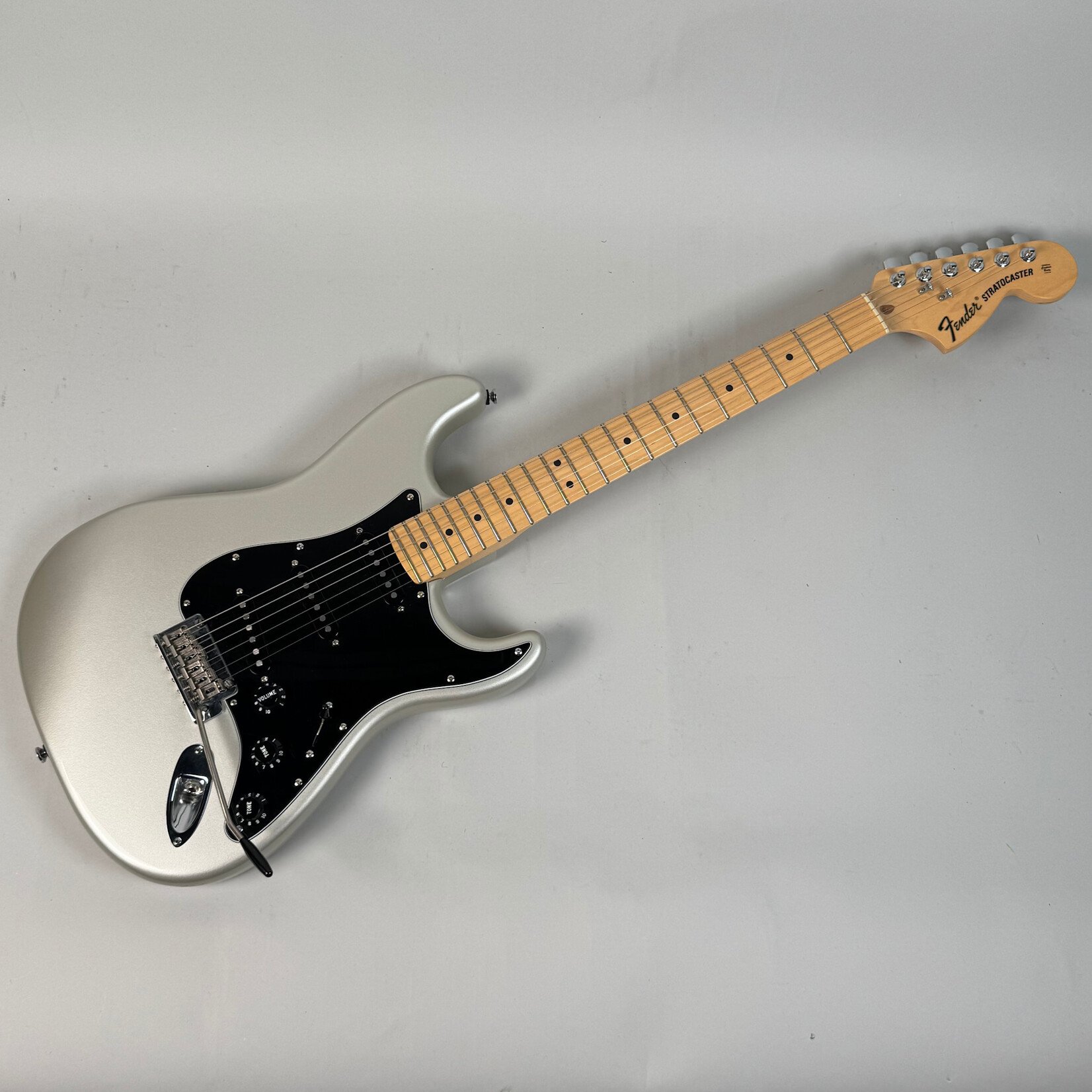 Fender 2010 Fender American Special Stratocaster Silver