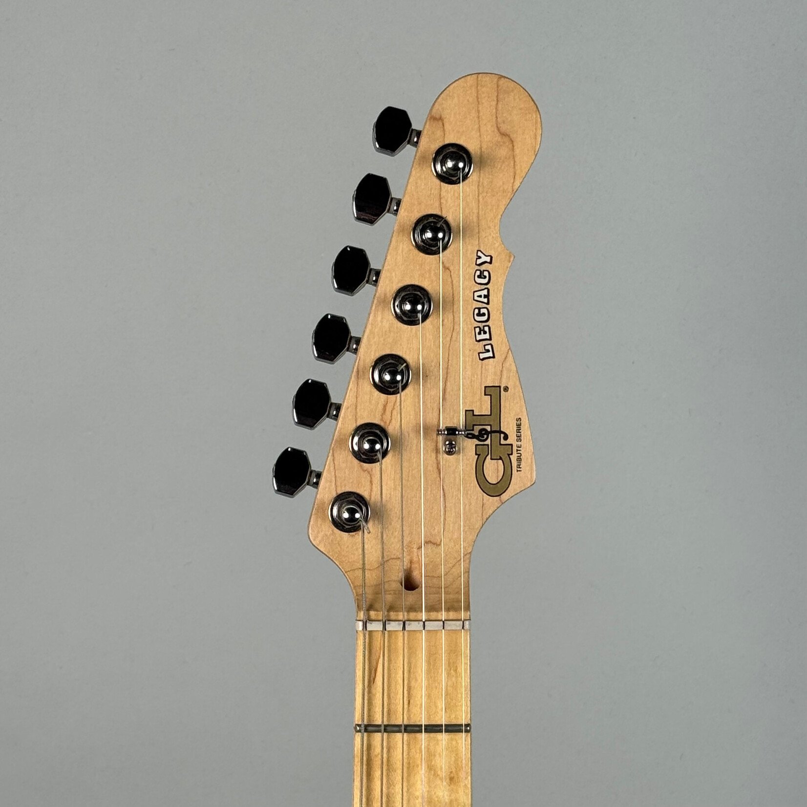 G&L G&L Tribute Legacy White W/ Case