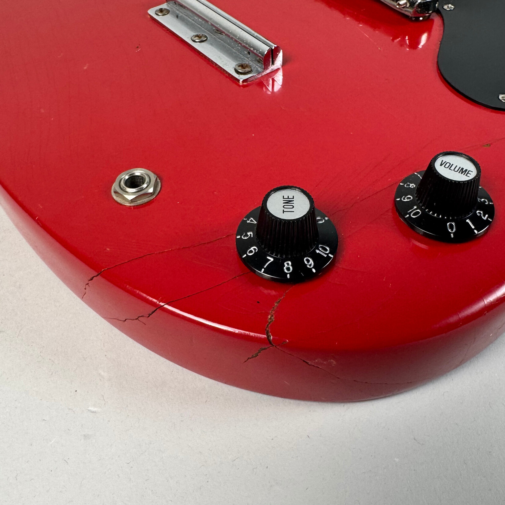 Gibson 1968 Gibson Melody Maker Red (Changed Pickup, Guard, Bridge)