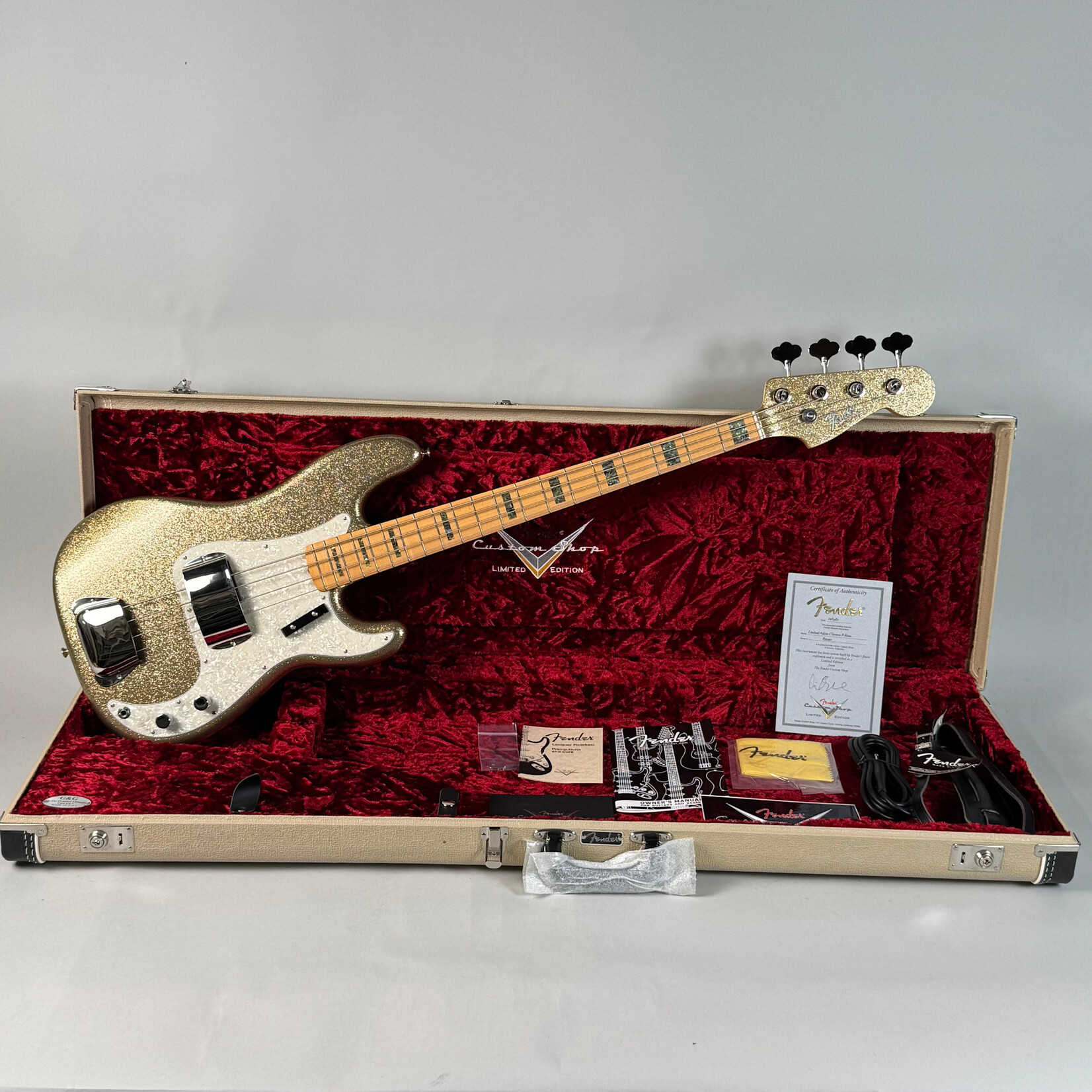 Fender 2011 Limted Adam Clayton P-Bass Precision Custom Shop Gold Sparkle
