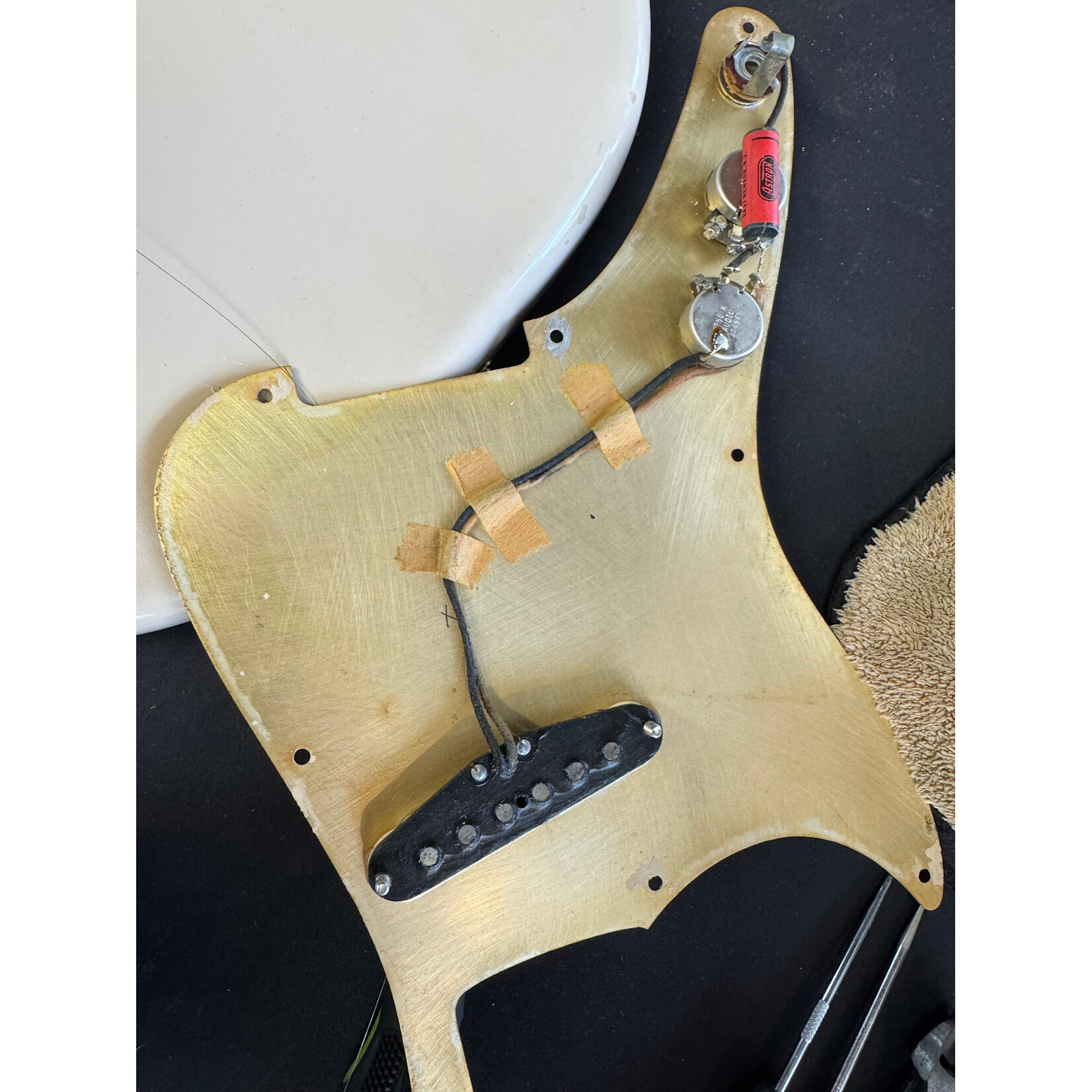 Fender 1956 Fender Musicmaster Desert Tan