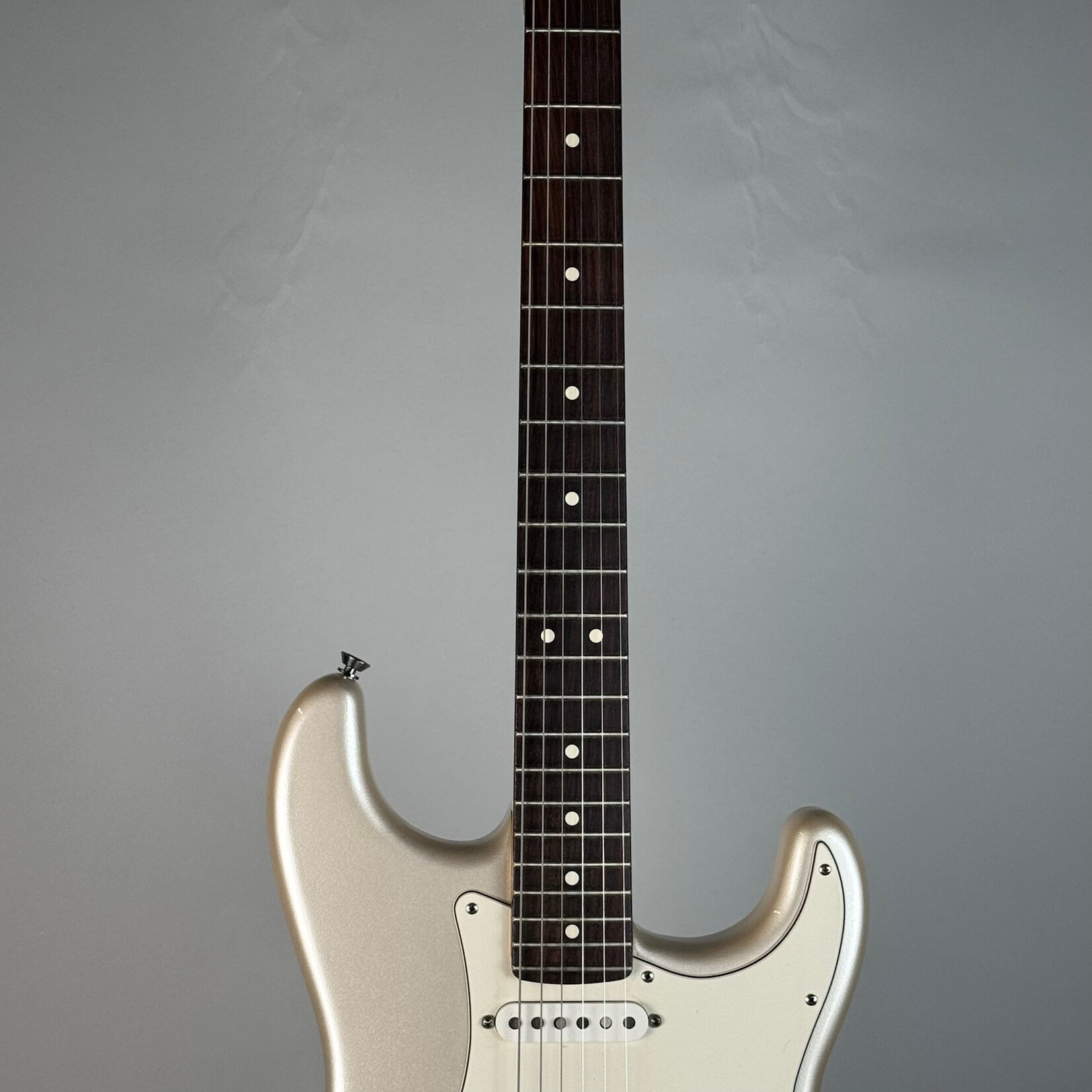 Fender 2009 Fender American Standard Stratocaster Inca Silver