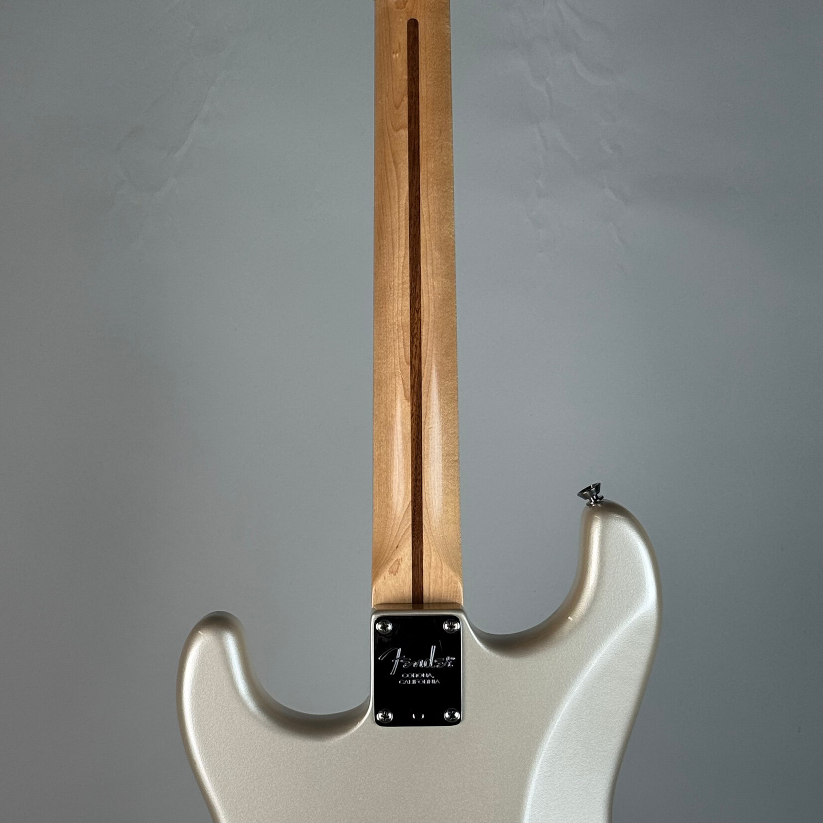 Fender 2009 Fender American Standard Stratocaster Inca Silver