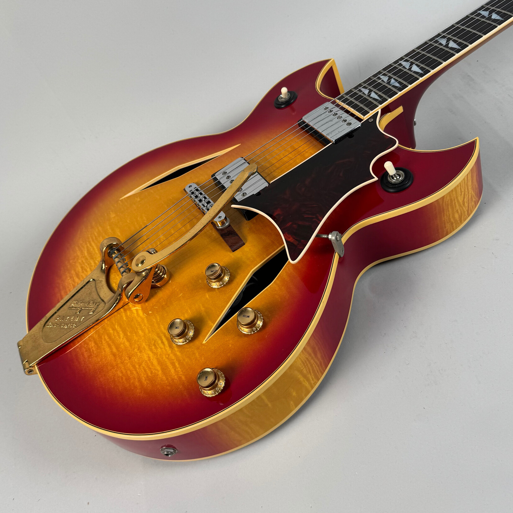 Gibson 1965 Gibson Trini Lopez Custom Cherry Sunburst