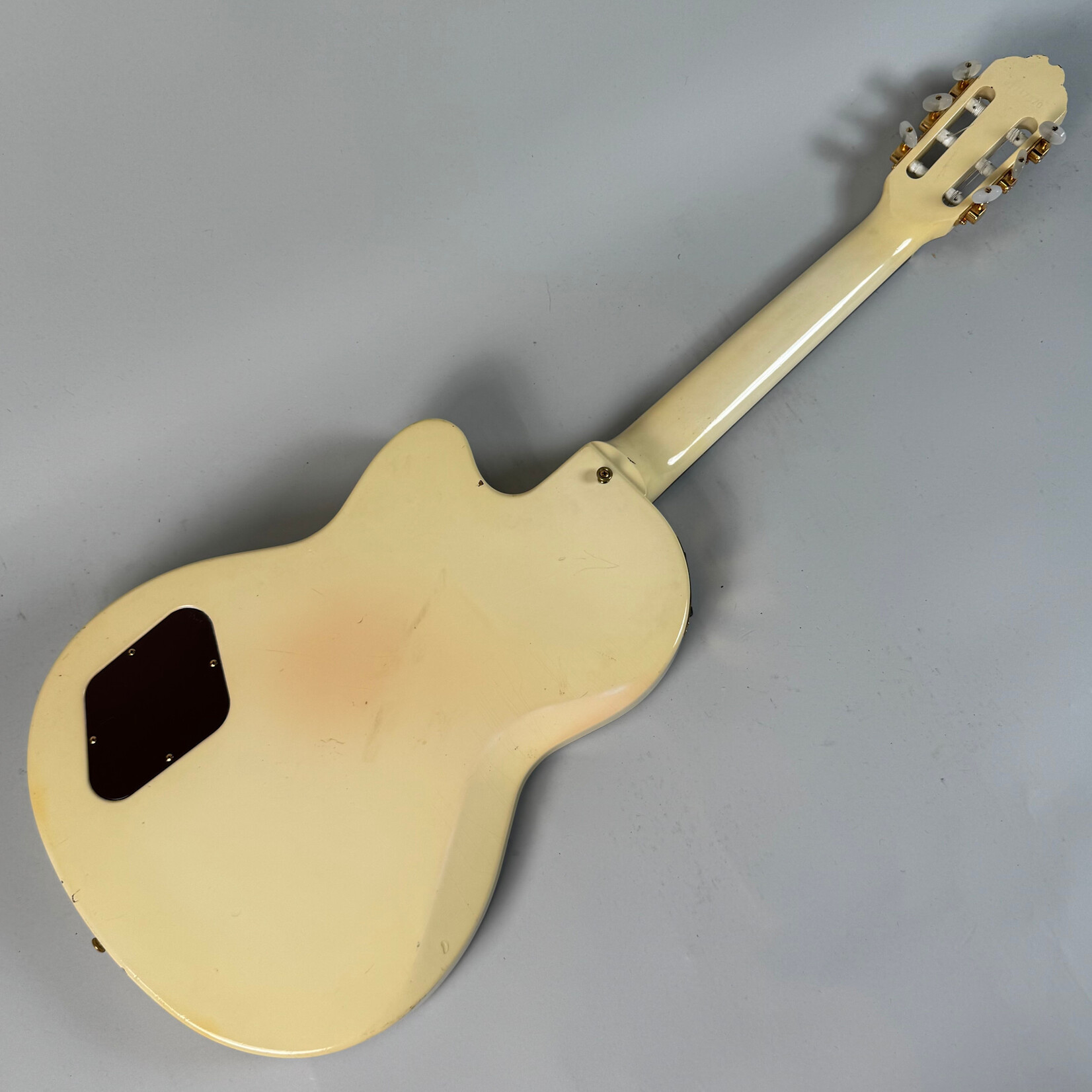 Gibson 1987 Gibson Chet Atkins CE Alpine White