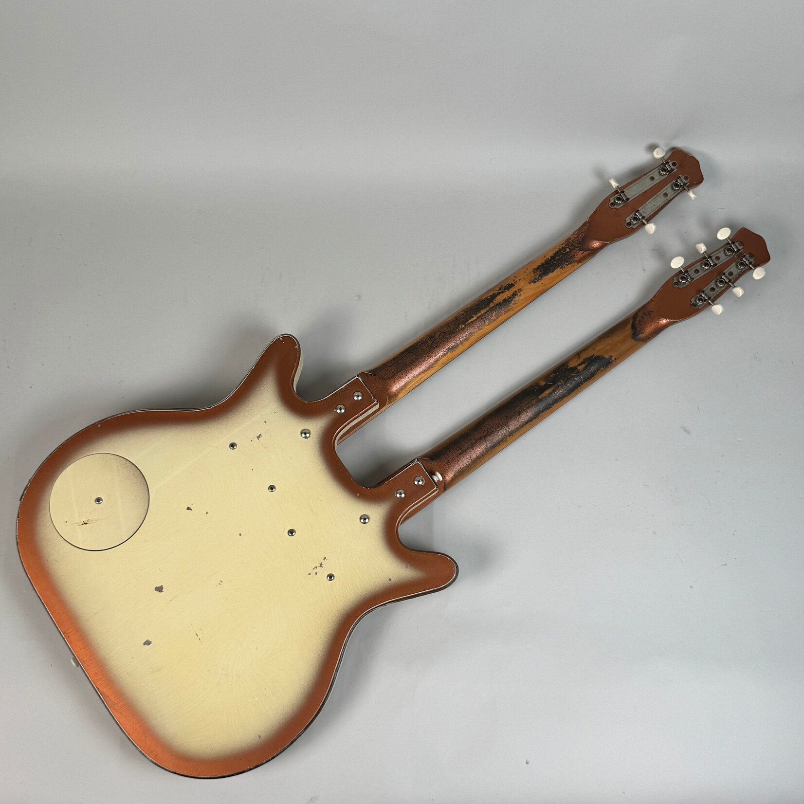 Danelectro 1960’s Danelectro Doubleneck 6/12 Copper Burst
