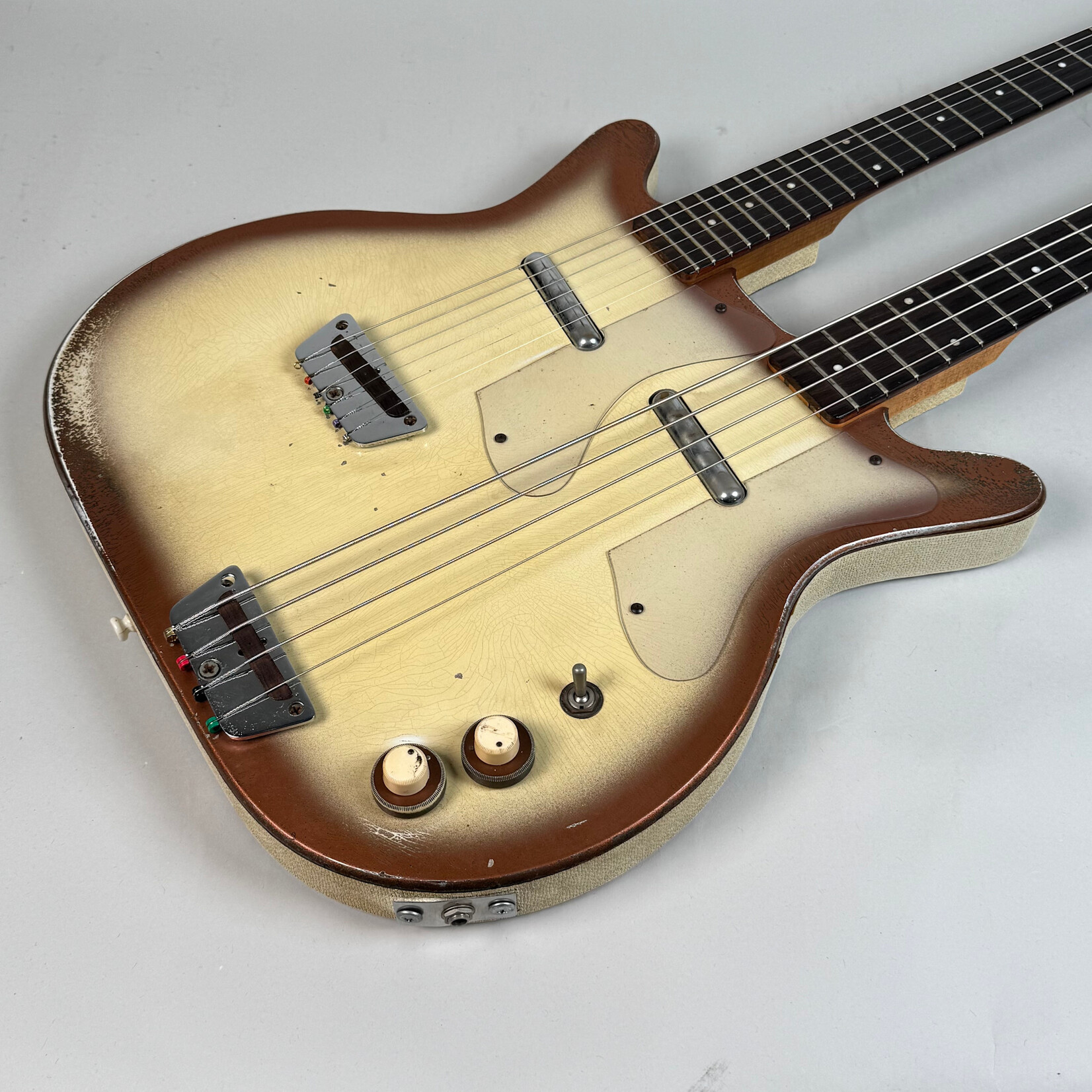 Danelectro 1960’s Danelectro Doubleneck 6/12 Copper Burst