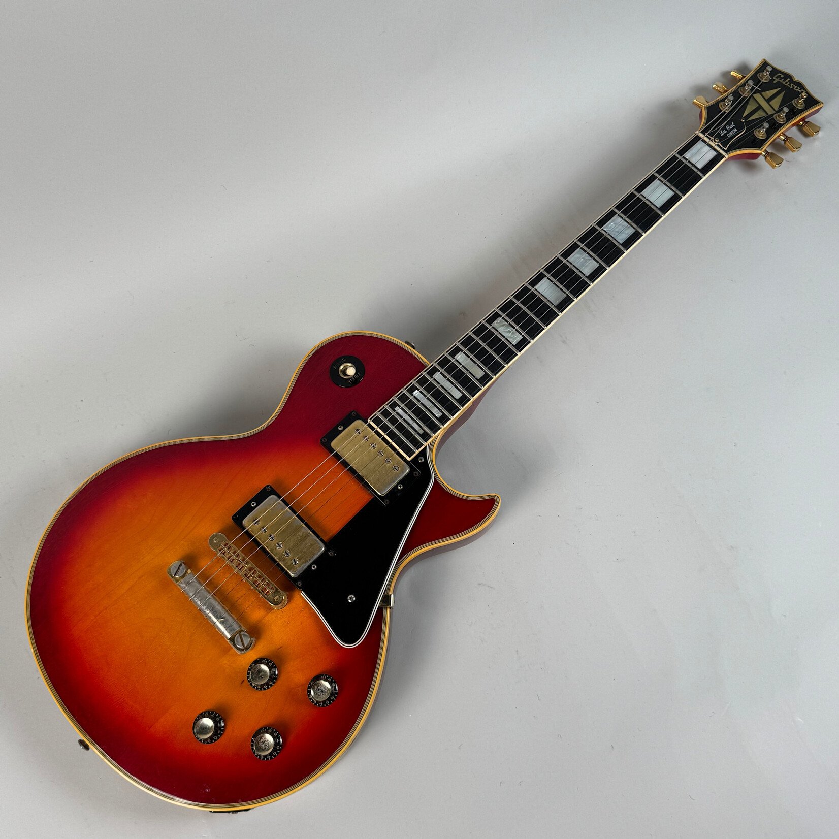 Gibson 1976 Gibson Les Paul Custom Cherry Sunburst