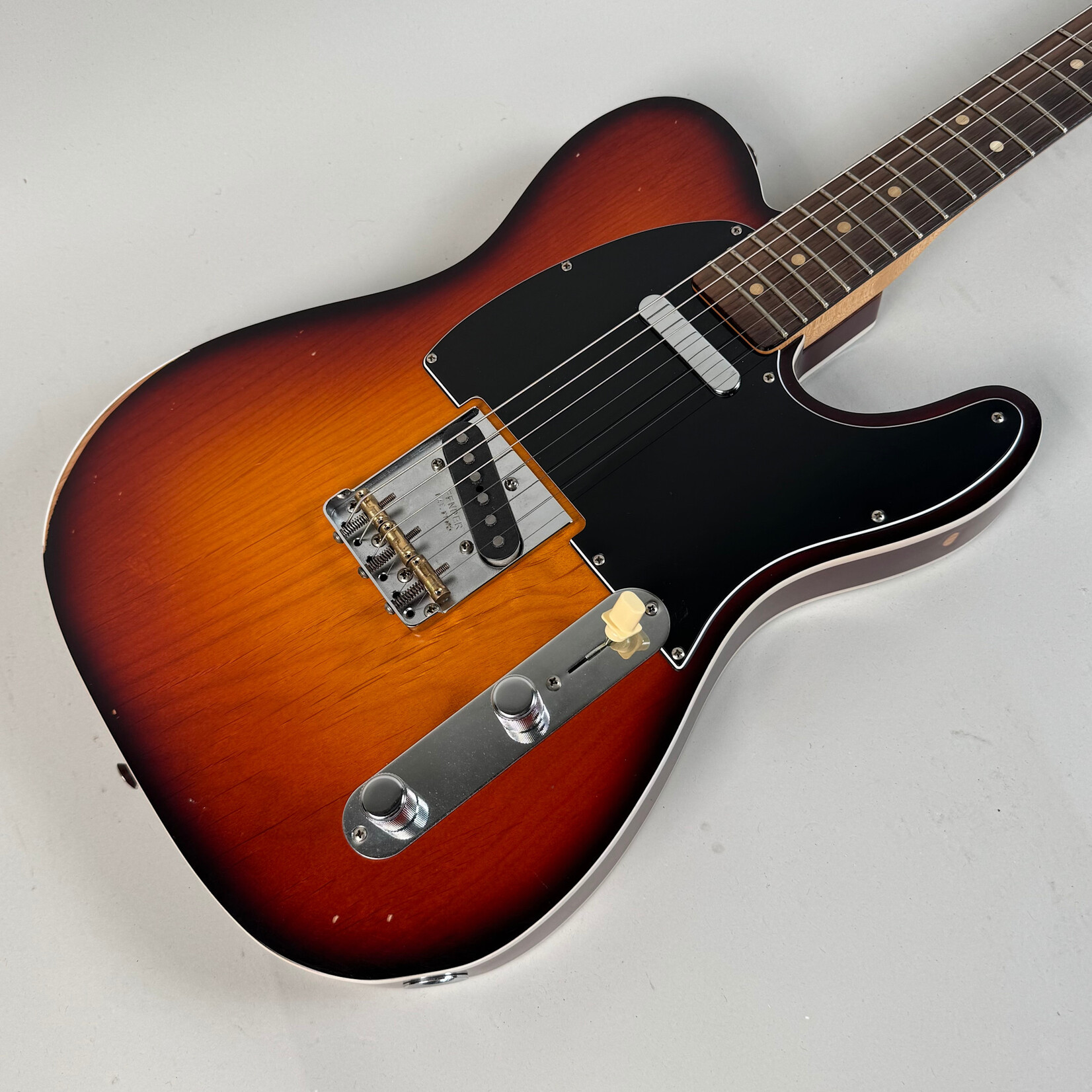 Fender 2022 Fender Jason Isbell Custom Telecaster Sunburst [MRC Stamped Used]