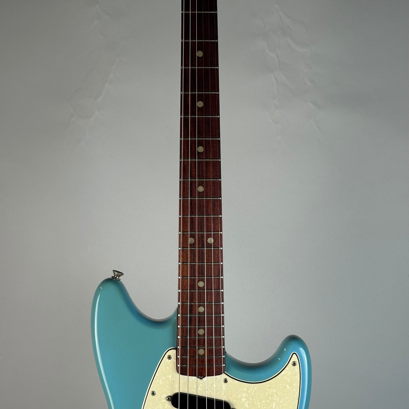 Fender 1966 Fender Musicmaster II Daphne Blue