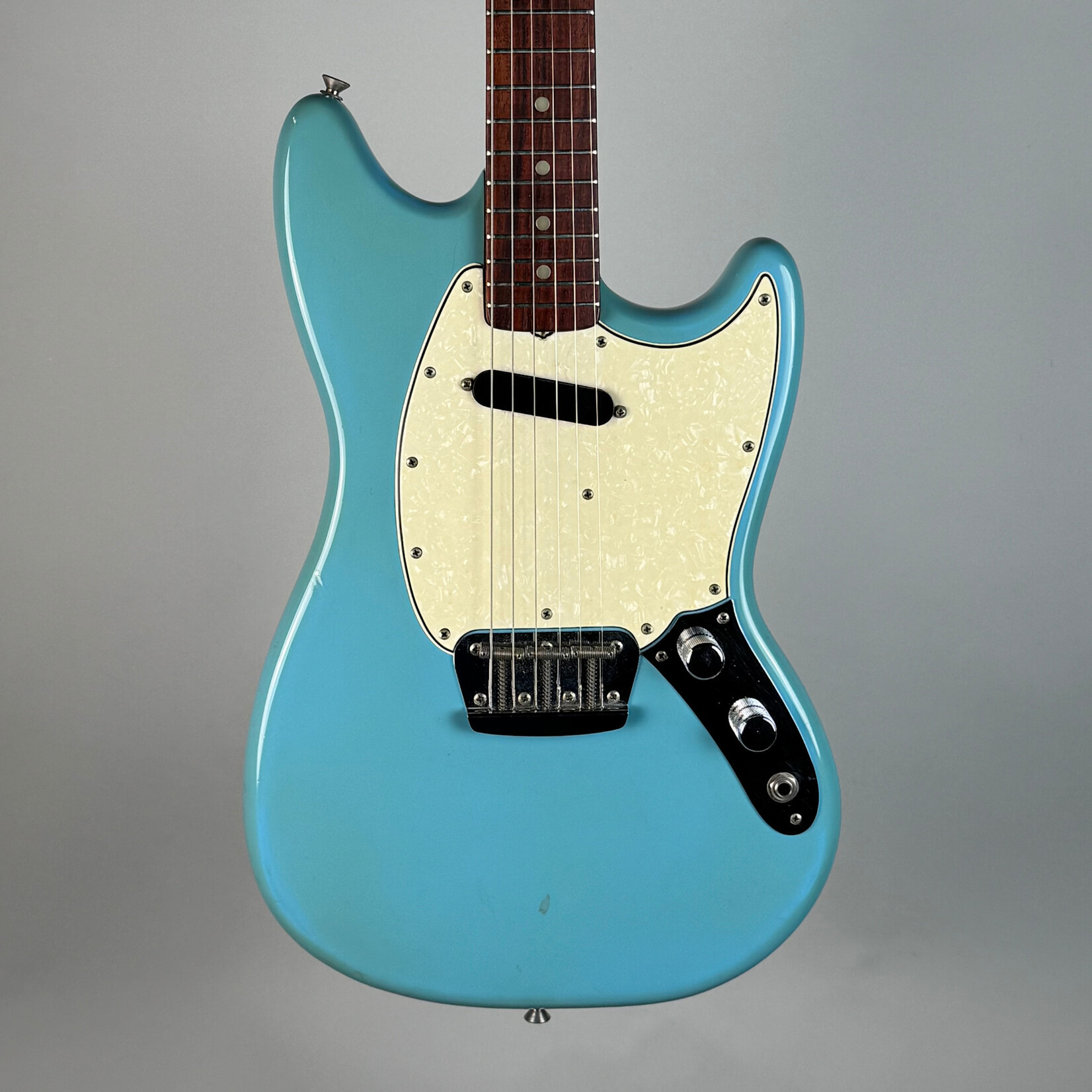 Fender 1966 Fender Musicmaster II Daphne Blue