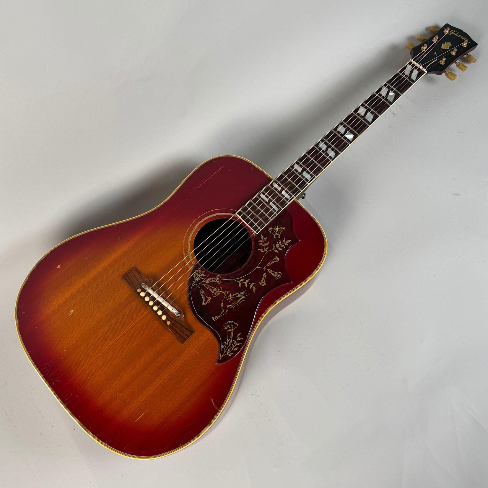 Gibson 1965 Gibson Hummingbird Cherry Sunburst