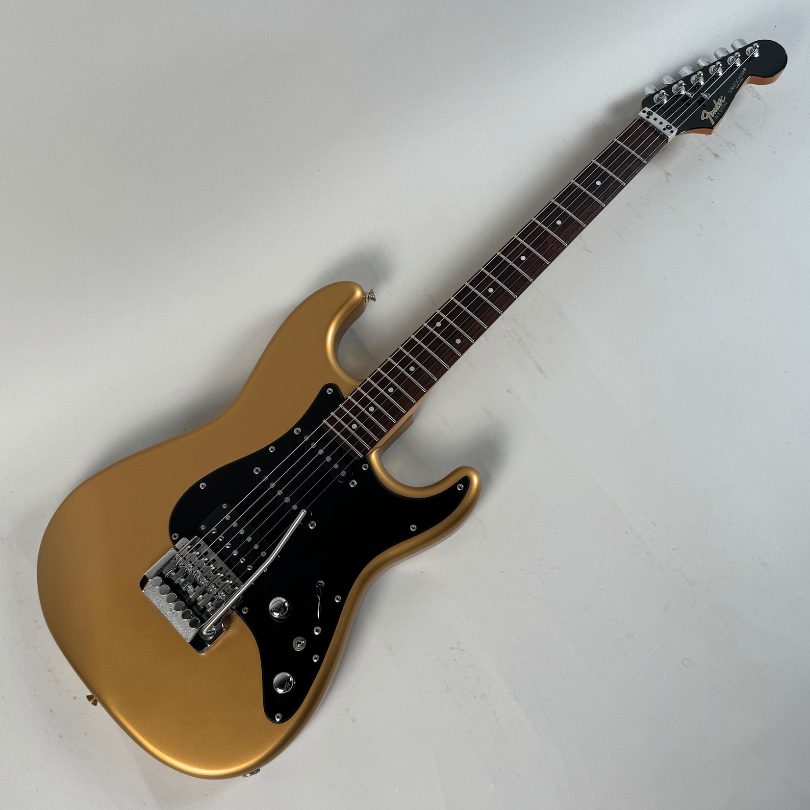 Fender 1985 Fender MIJ Contemporary Stratocaster HSS Refin Gold