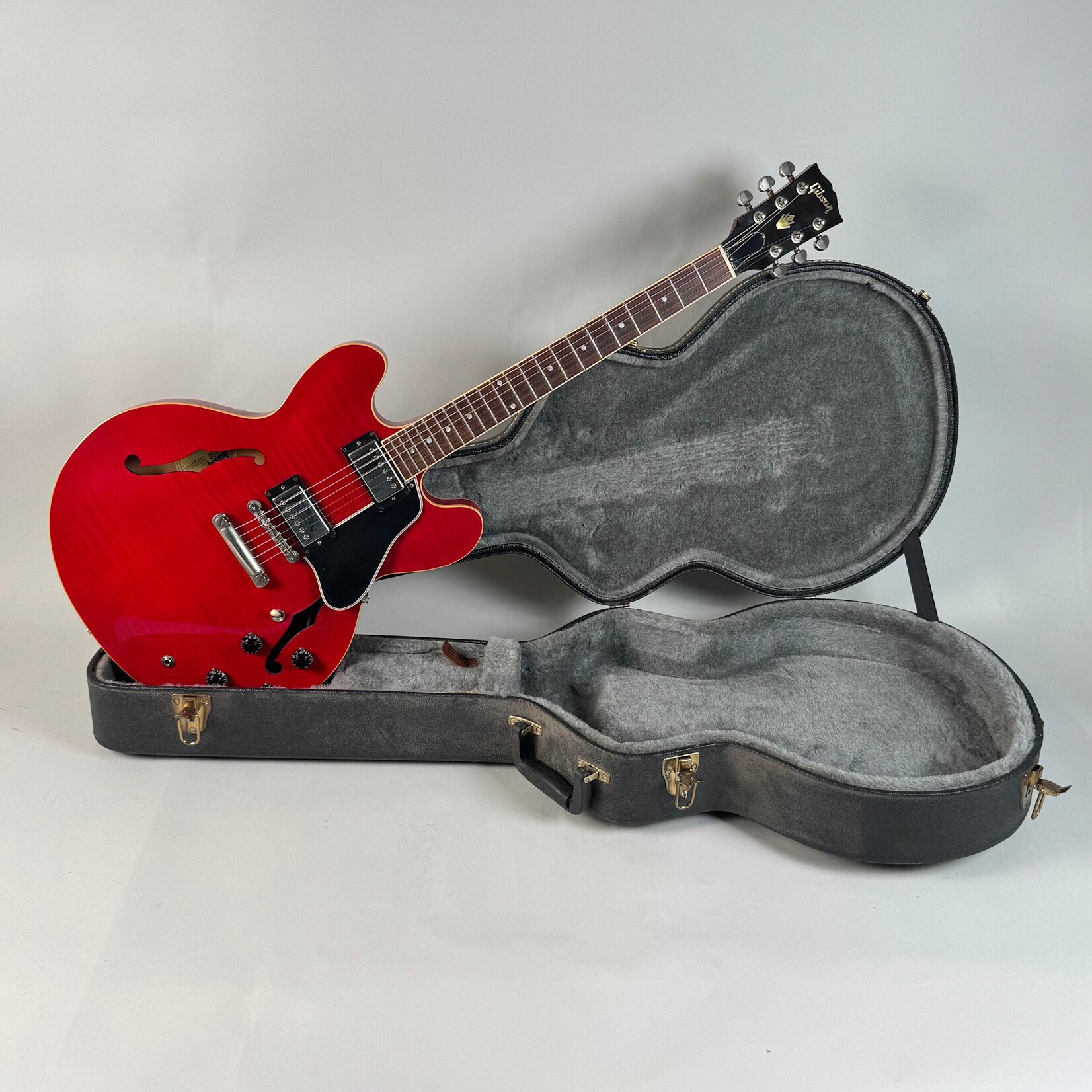 Gibson 2001 Gibson ES-335 Dot Figured Cherry