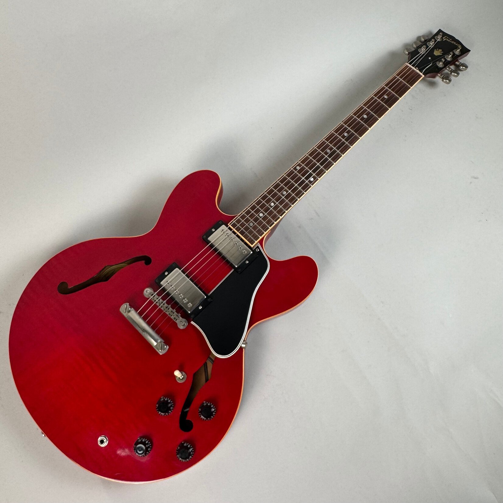 Gibson 2001 Gibson ES-335 Dot Figured Cherry