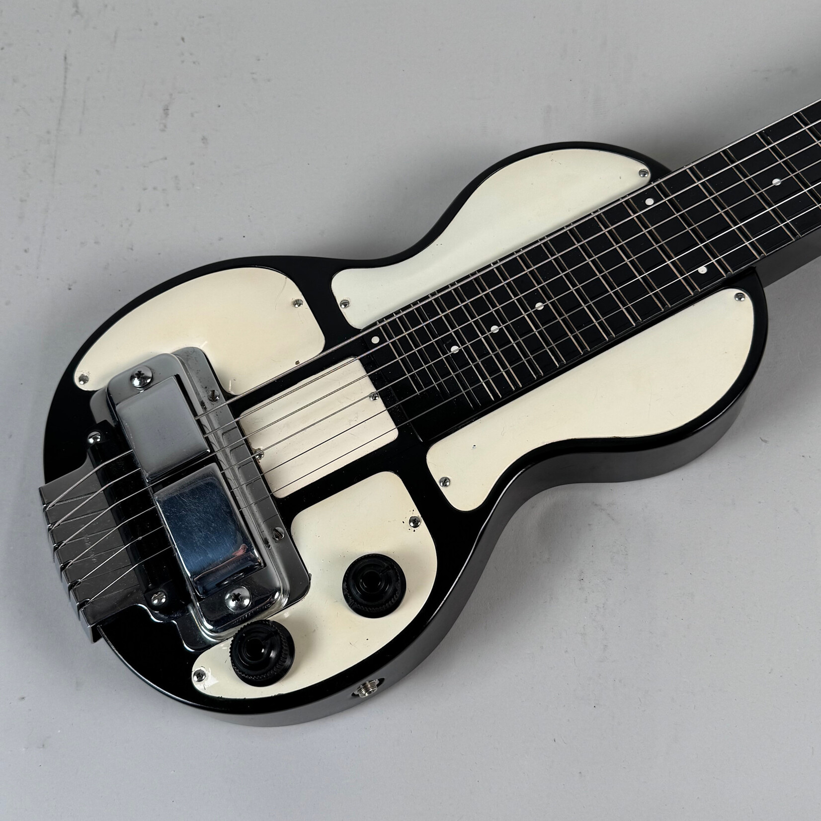 Rickenbacker 1940’s Rickenbacker Panda Steel
