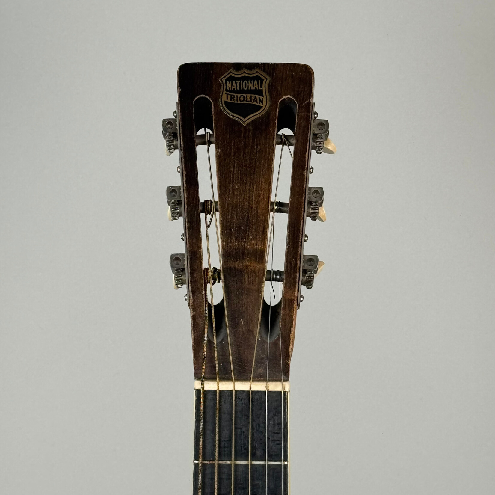 National 1931 National Walnut Triolian Roundneck