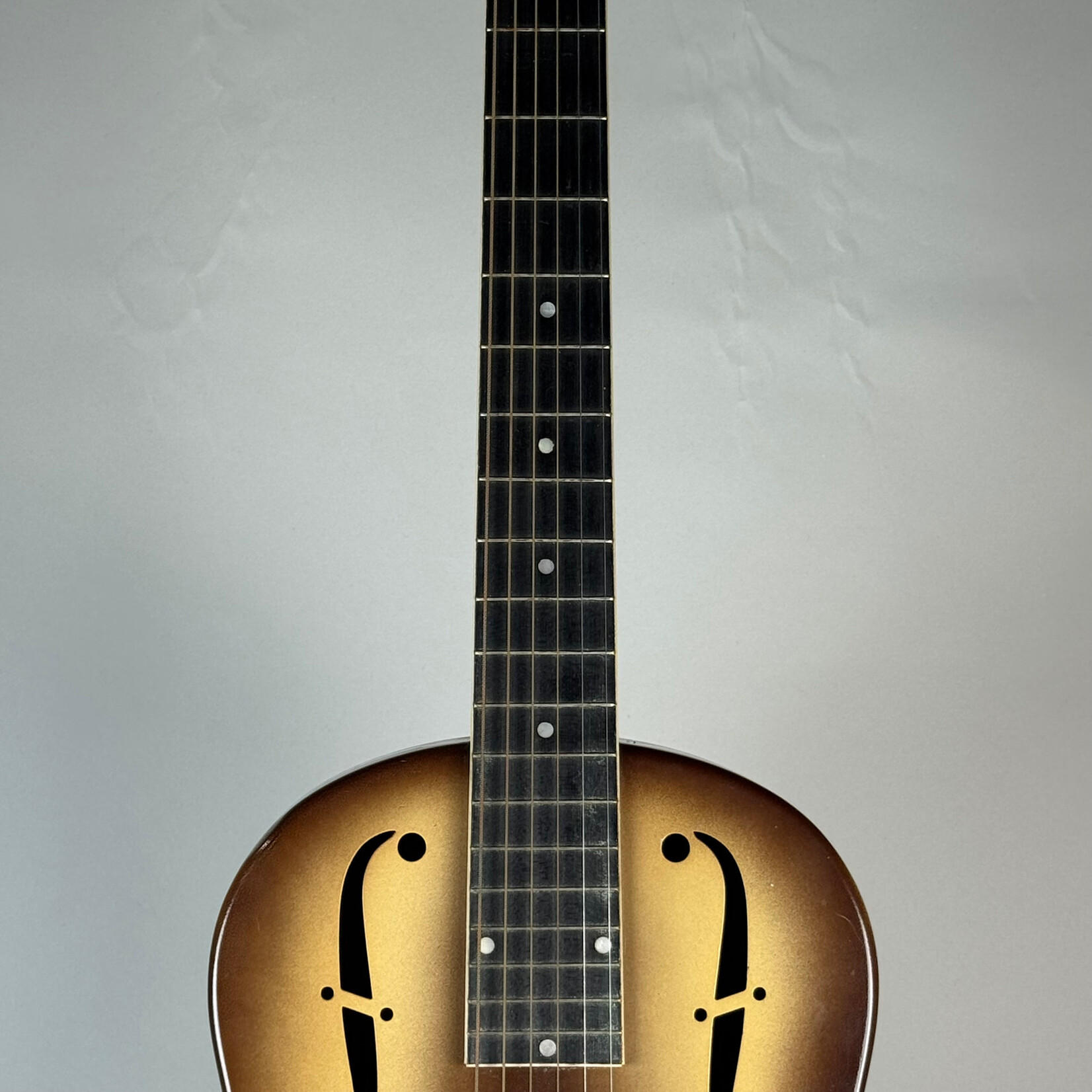National 1931 National Walnut Triolian Roundneck
