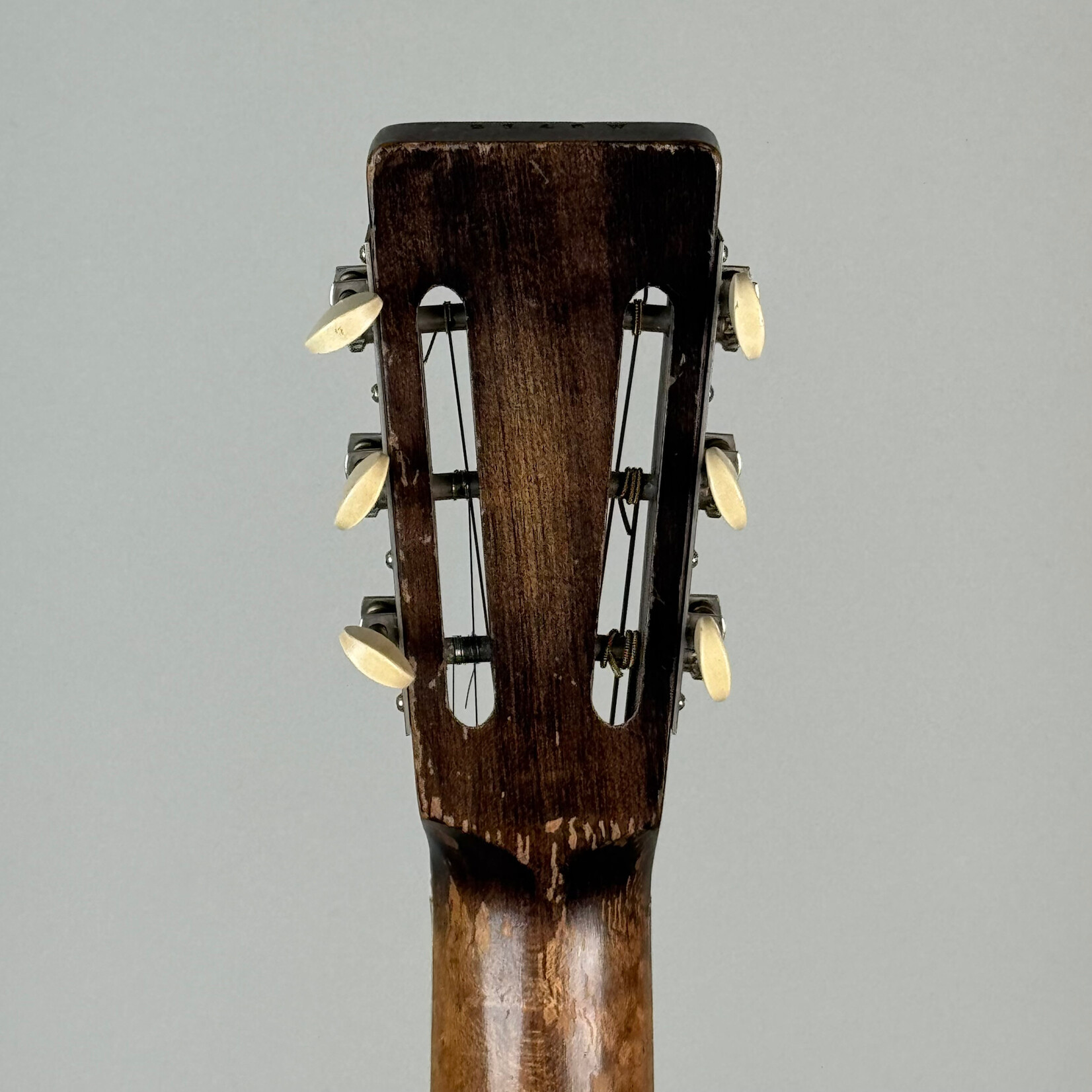 National 1931 National Walnut Triolian Roundneck