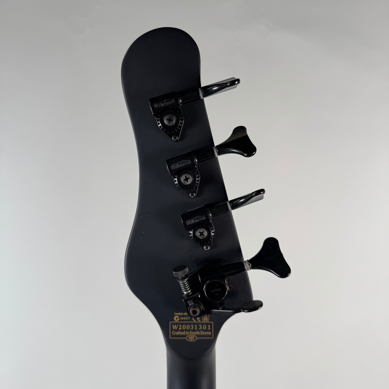 Schecter Schecter Diamond Series Ultra Bass Satin Black (D-tuner, Bridge pup)