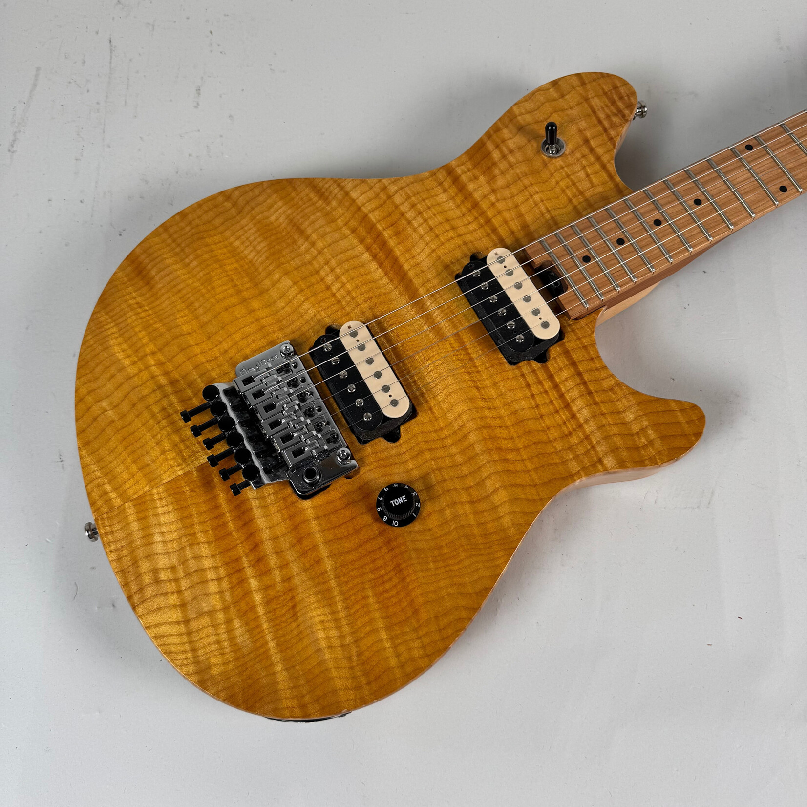 EVH EVH Wolfgang Standard FM Baked Maple