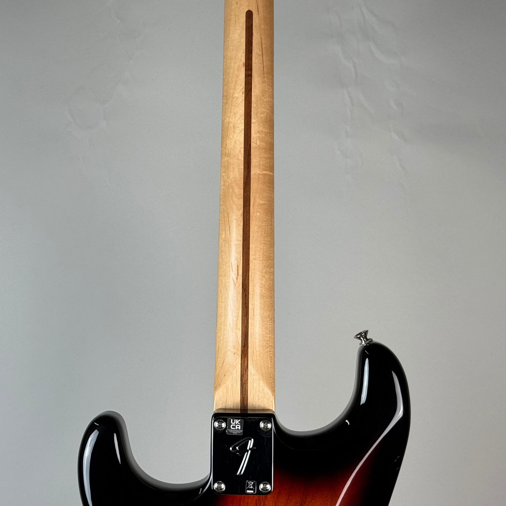 Fender 2021 Fender Player Series Stratocaster Sunburst W/HSC (Noiseless Pickups)